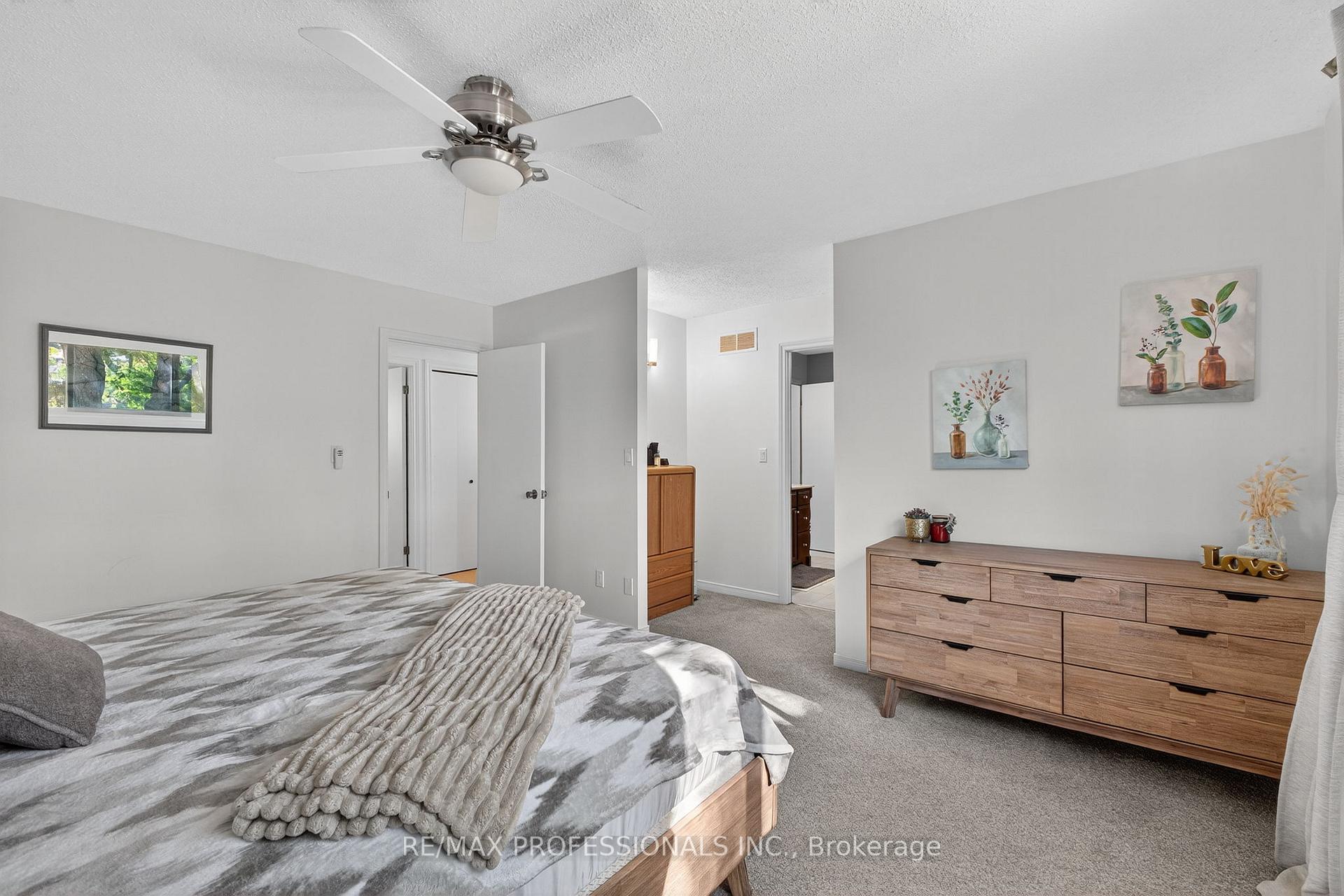 Photo 26 of 19 Salina Place, Hamilton, Stoney Creek — HOMEH
