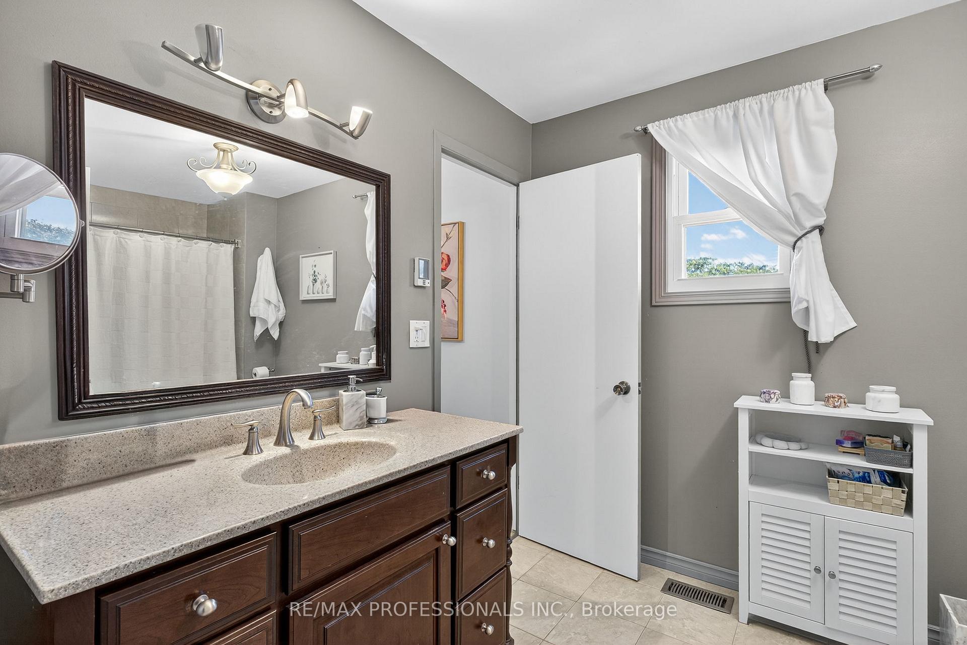 Photo 27 of 19 Salina Place, Hamilton, Stoney Creek — HOMEH