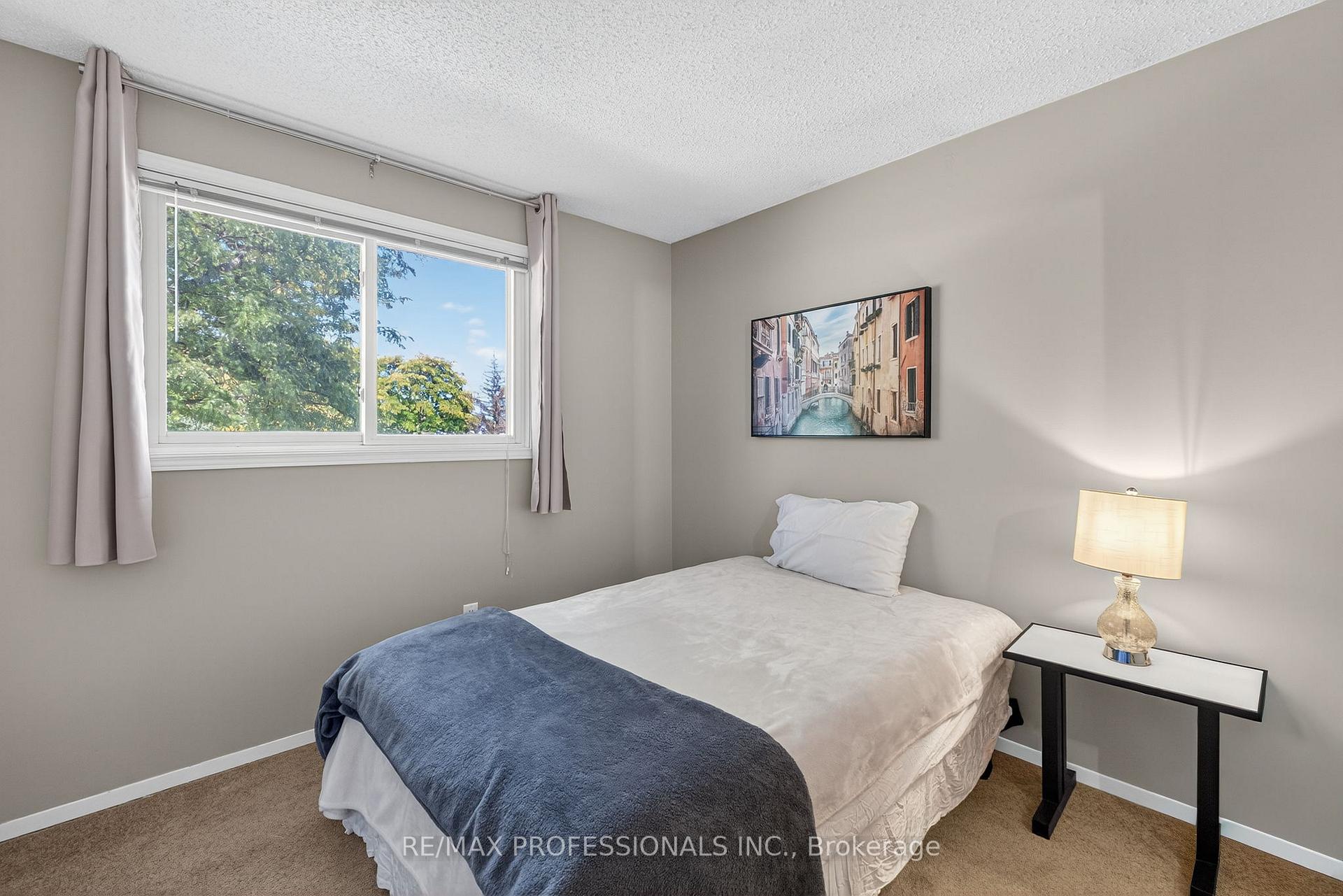 Photo 30 of 19 Salina Place, Hamilton, Stoney Creek — HOMEH