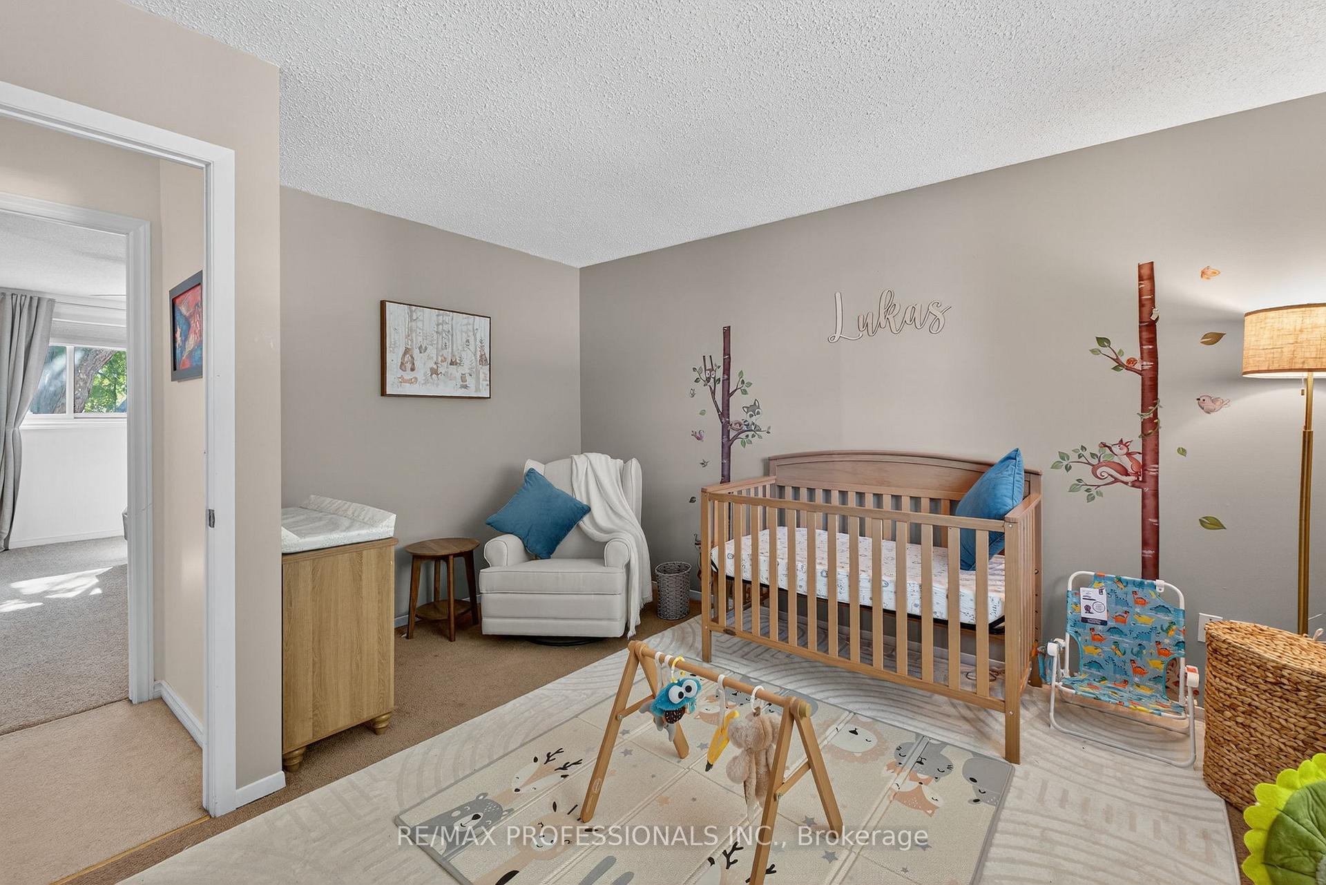 Photo 33 of 19 Salina Place, Hamilton, Stoney Creek — HOMEH
