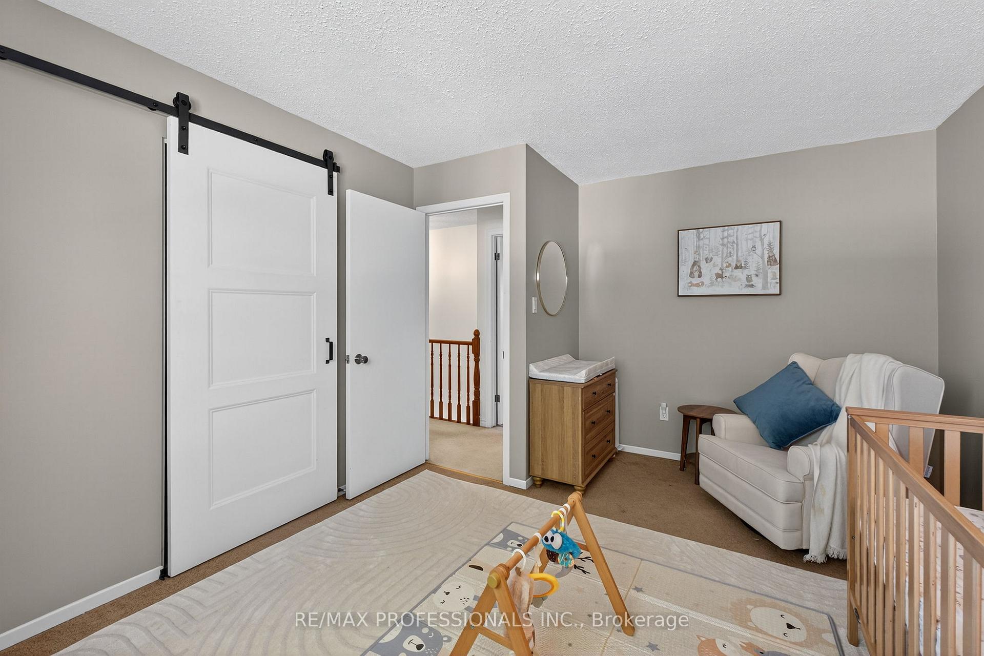 Photo 34 of 19 Salina Place, Hamilton, Stoney Creek — HOMEH