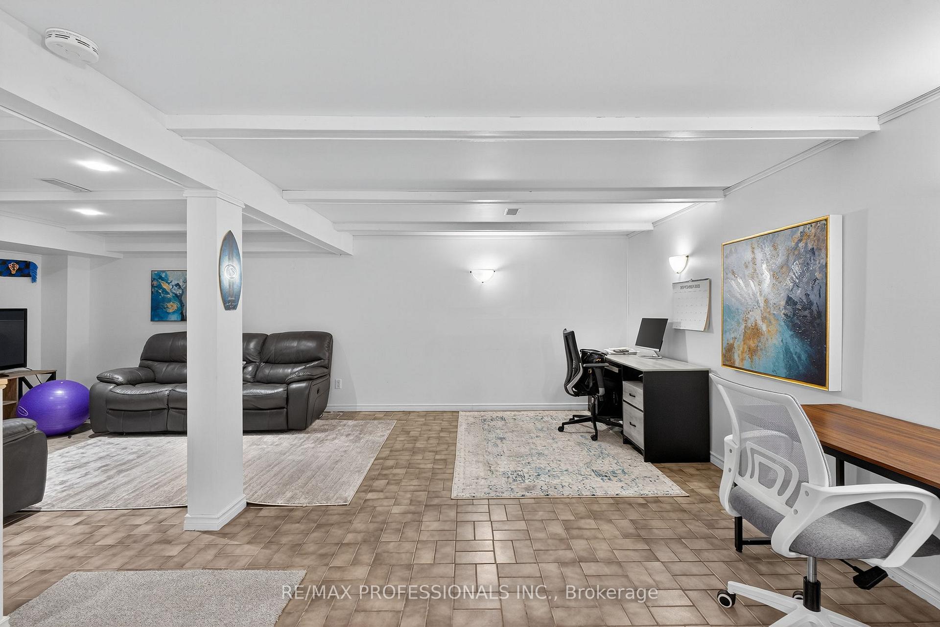 Photo 40 of 19 Salina Place, Hamilton, Stoney Creek — HOMEH