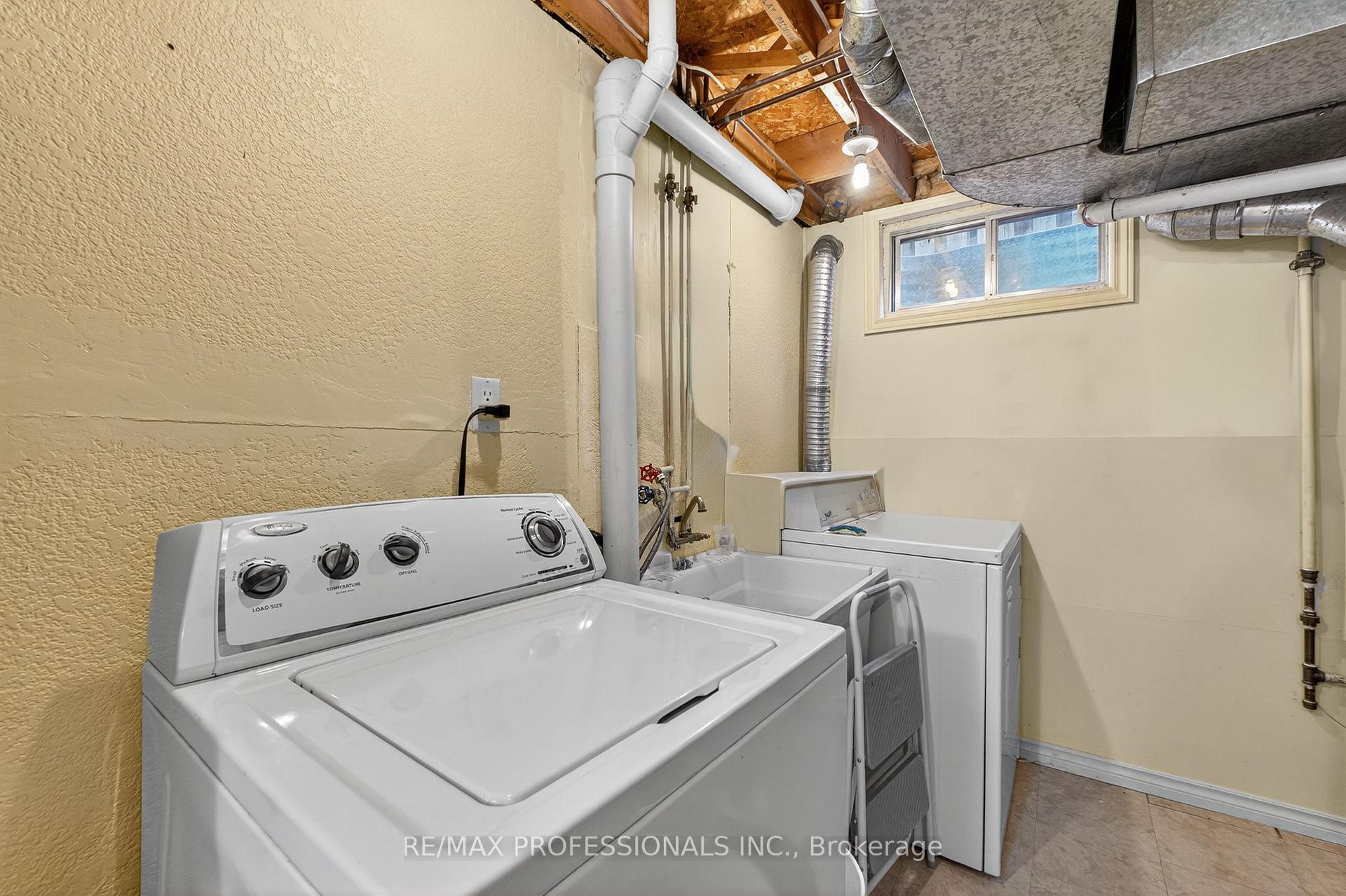 Photo 42 of 19 Salina Place, Hamilton, Stoney Creek — HOMEH