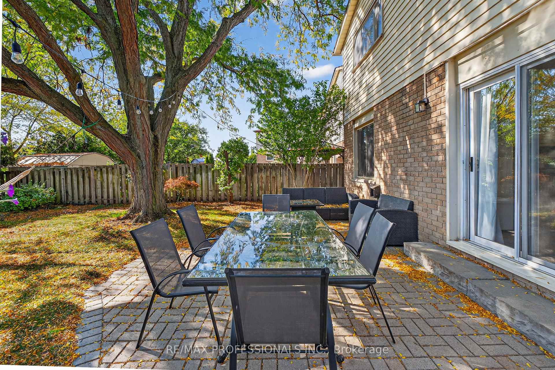 Photo 44 of 19 Salina Place, Hamilton, Stoney Creek — HOMEH