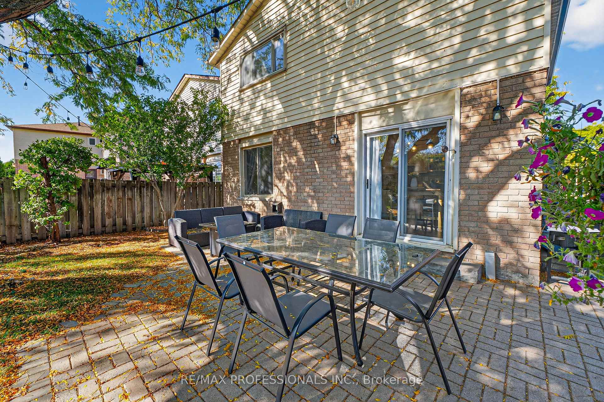 Photo 45 of 19 Salina Place, Hamilton, Stoney Creek — HOMEH