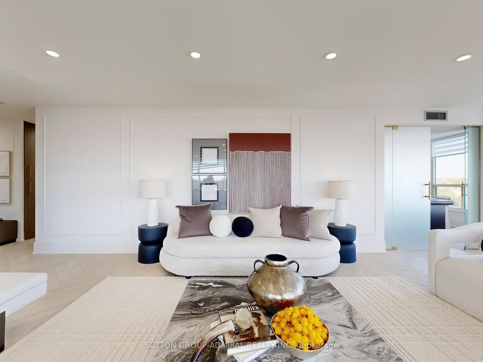 Photo 9 of Unit 704, 1 Clark Avenue W, Vaughan, Crestwood-Springfarm-Yorkhill — HOMEH
