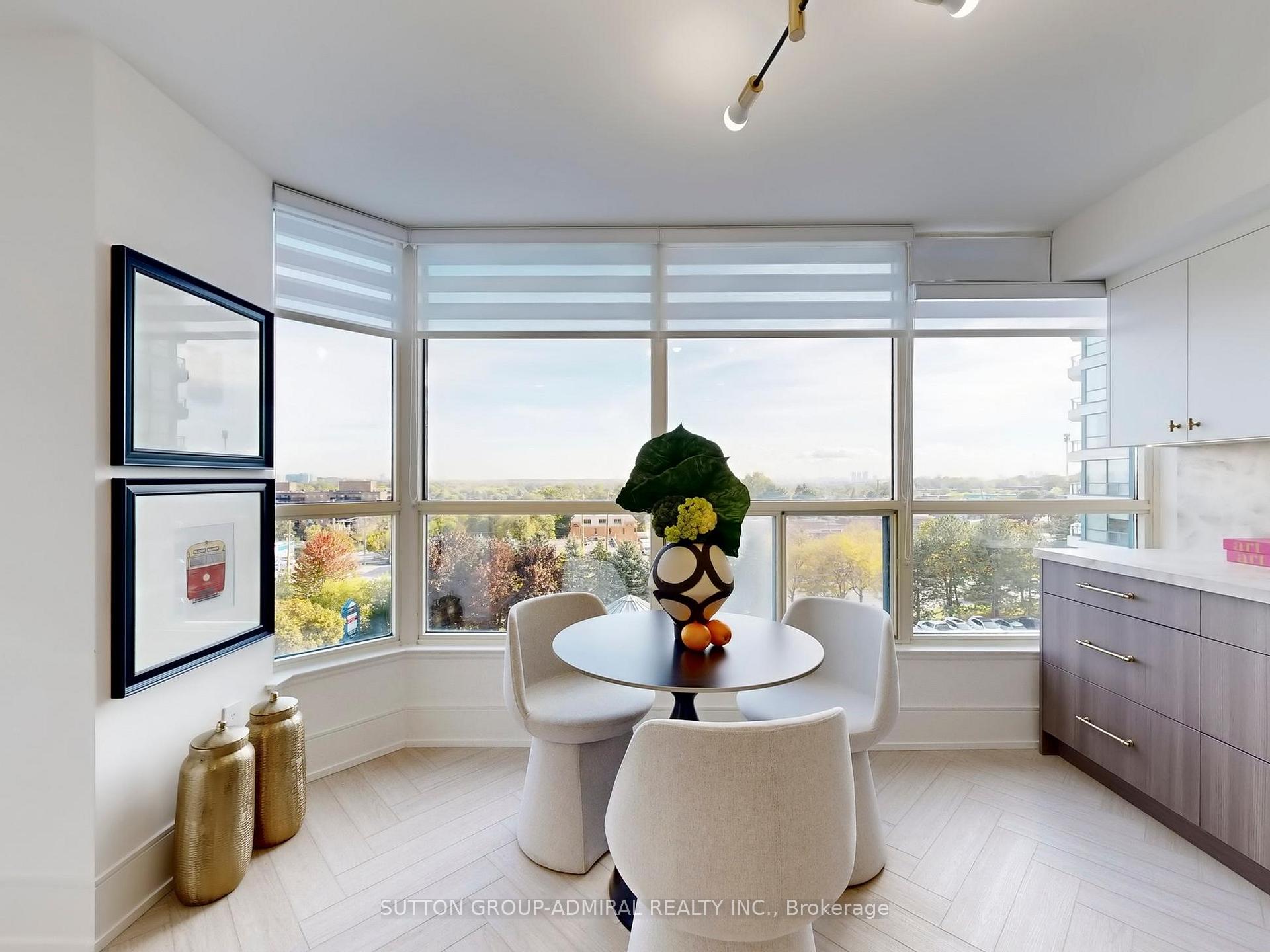 Photo 16 of Unit 704, 1 Clark Avenue W, Vaughan, Crestwood-Springfarm-Yorkhill — HOMEH