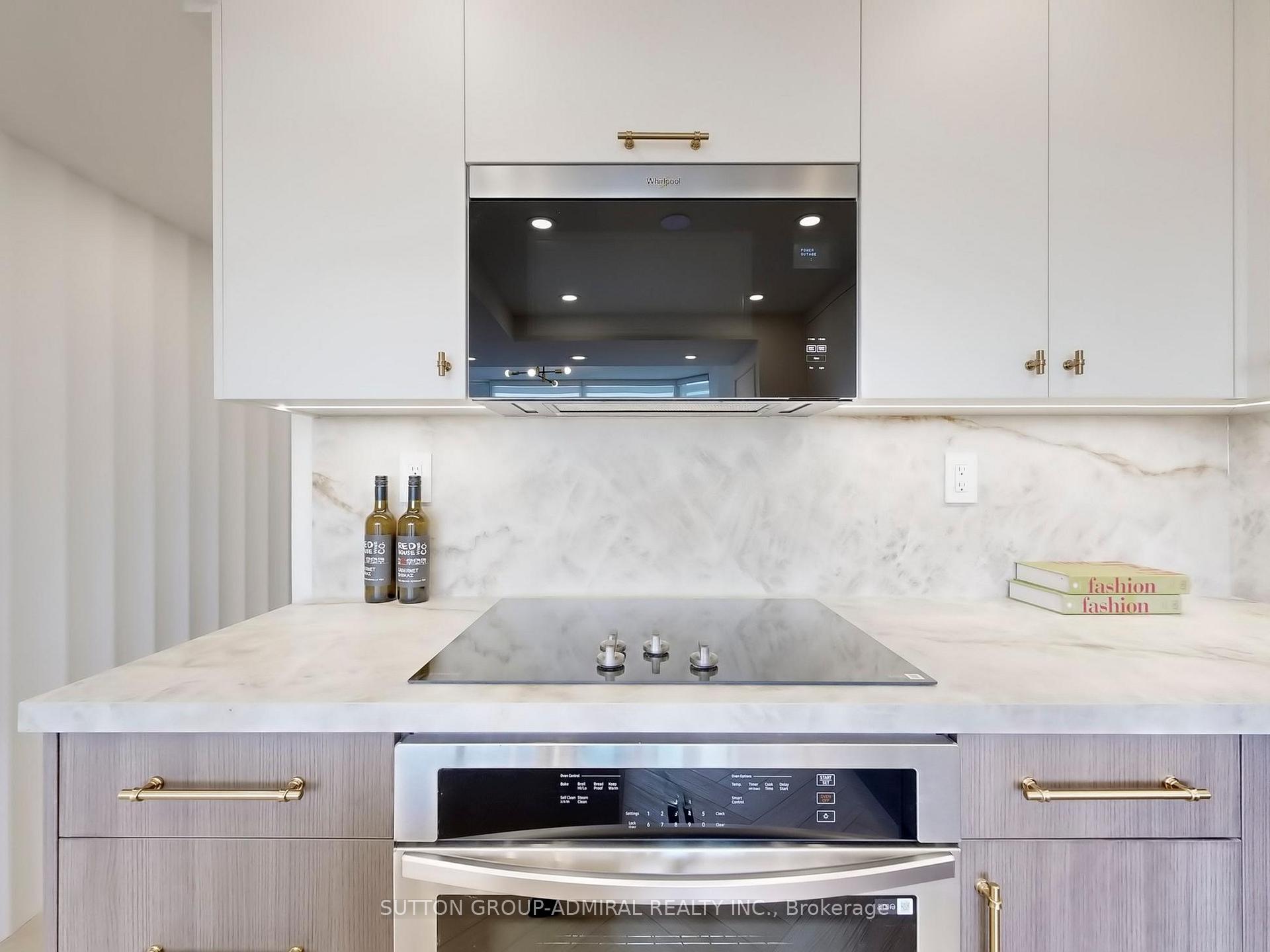 Photo 23 of Unit 704, 1 Clark Avenue W, Vaughan, Crestwood-Springfarm-Yorkhill — HOMEH