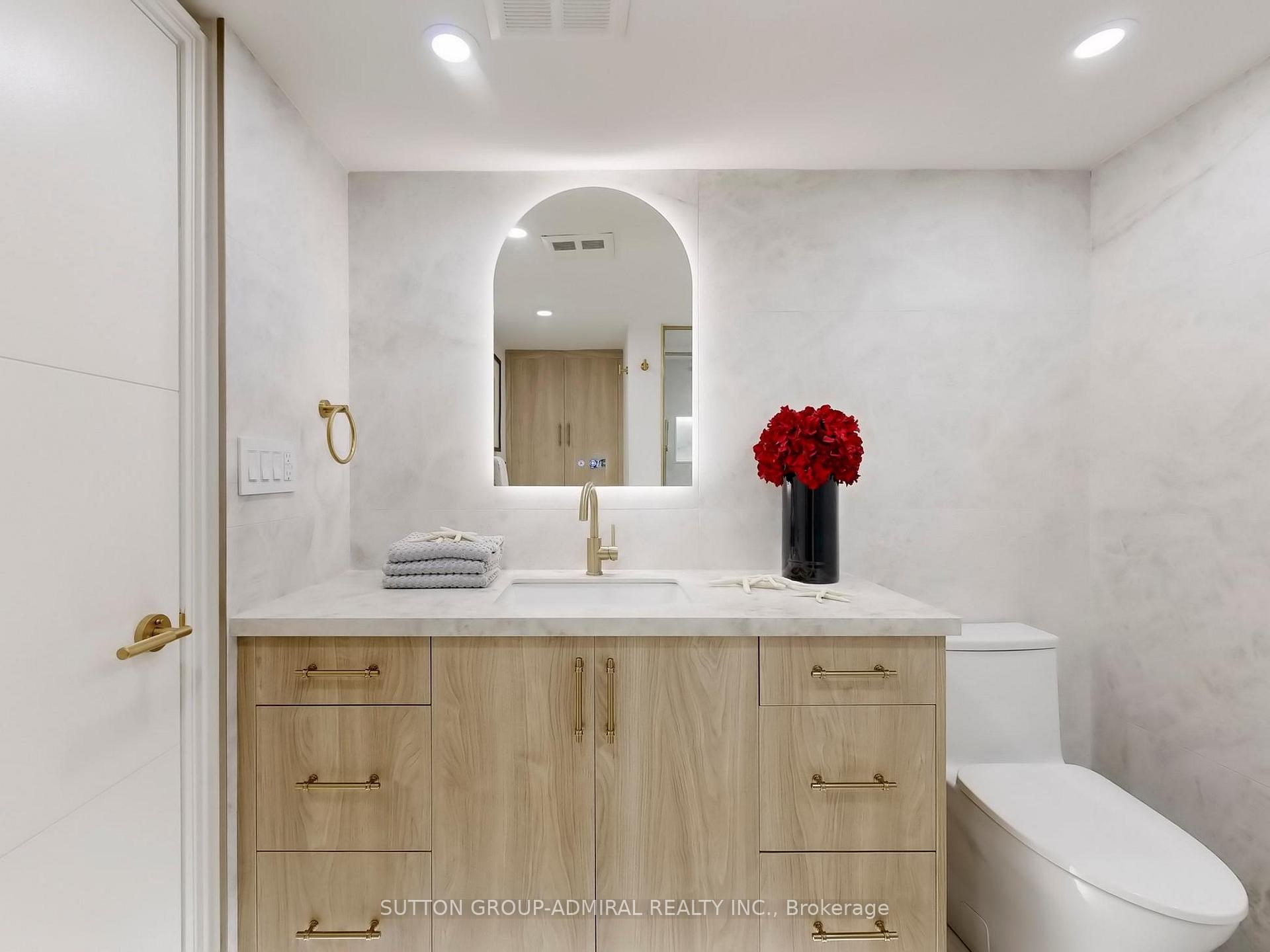Photo 28 of Unit 704, 1 Clark Avenue W, Vaughan, Crestwood-Springfarm-Yorkhill — HOMEH