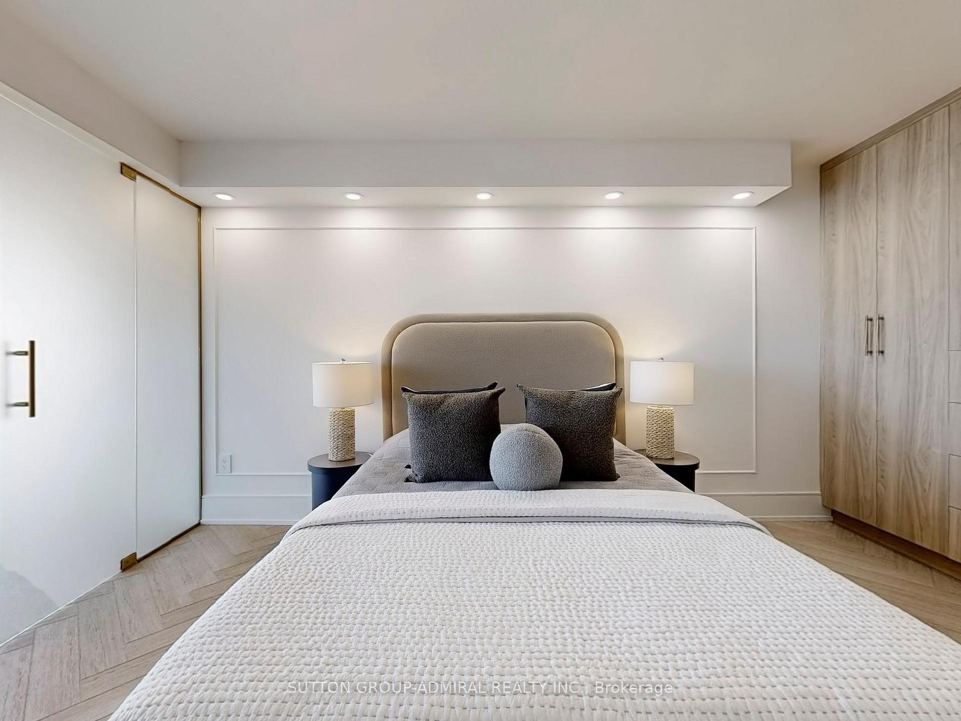Photo 31 of Unit 704, 1 Clark Avenue W, Vaughan, Crestwood-Springfarm-Yorkhill — HOMEH
