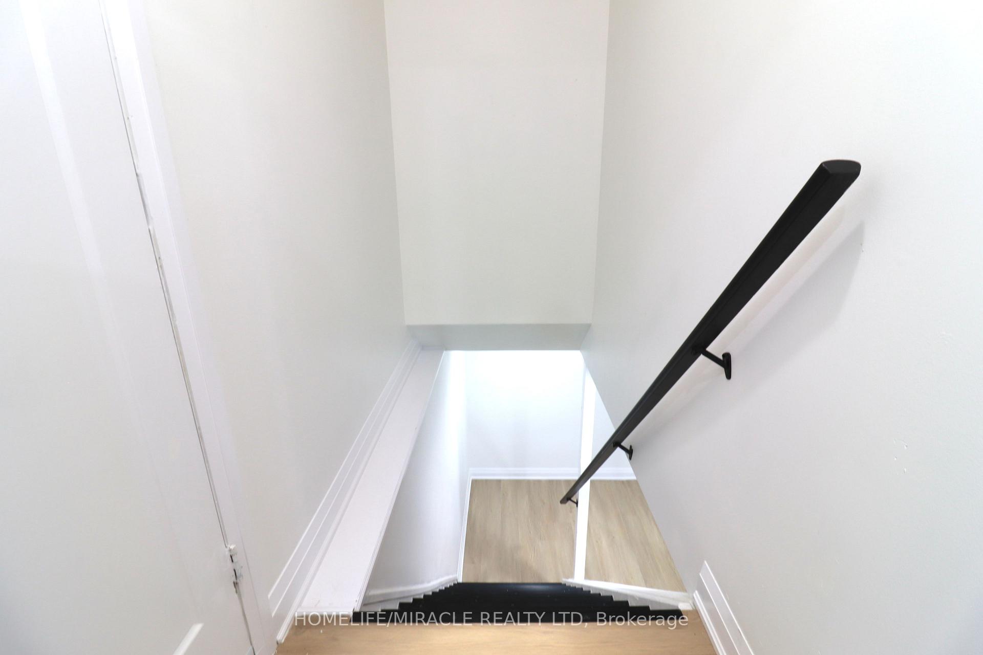 Photo 61 of 354 Lee Circle, Waterloo — HOMEH