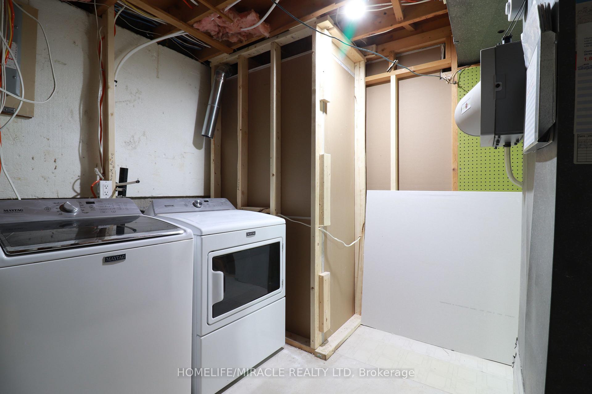 Photo 75 of 354 Lee Circle, Waterloo — HOMEH