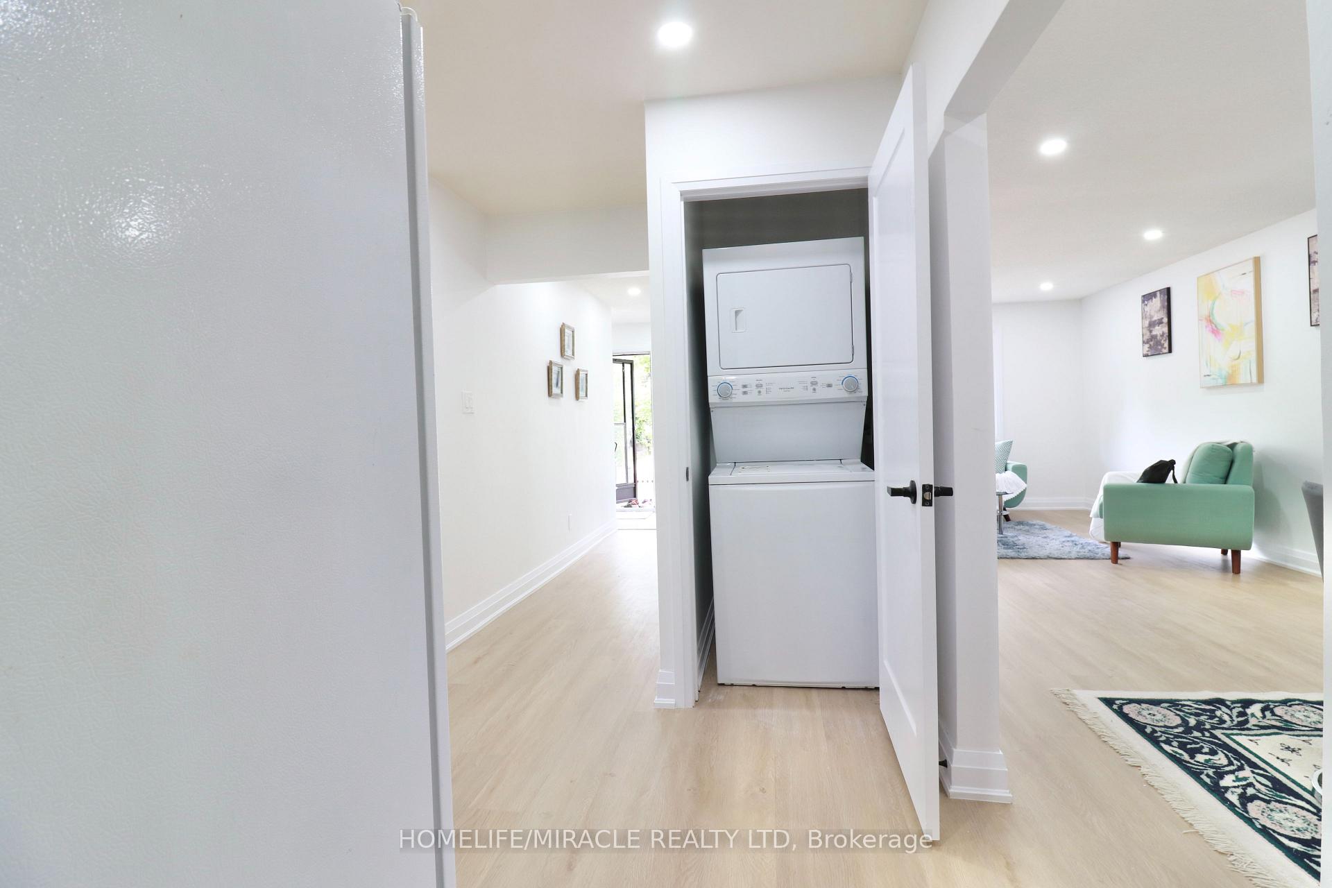 Photo 10 of 354 Lee Circle, Waterloo — HOMEH