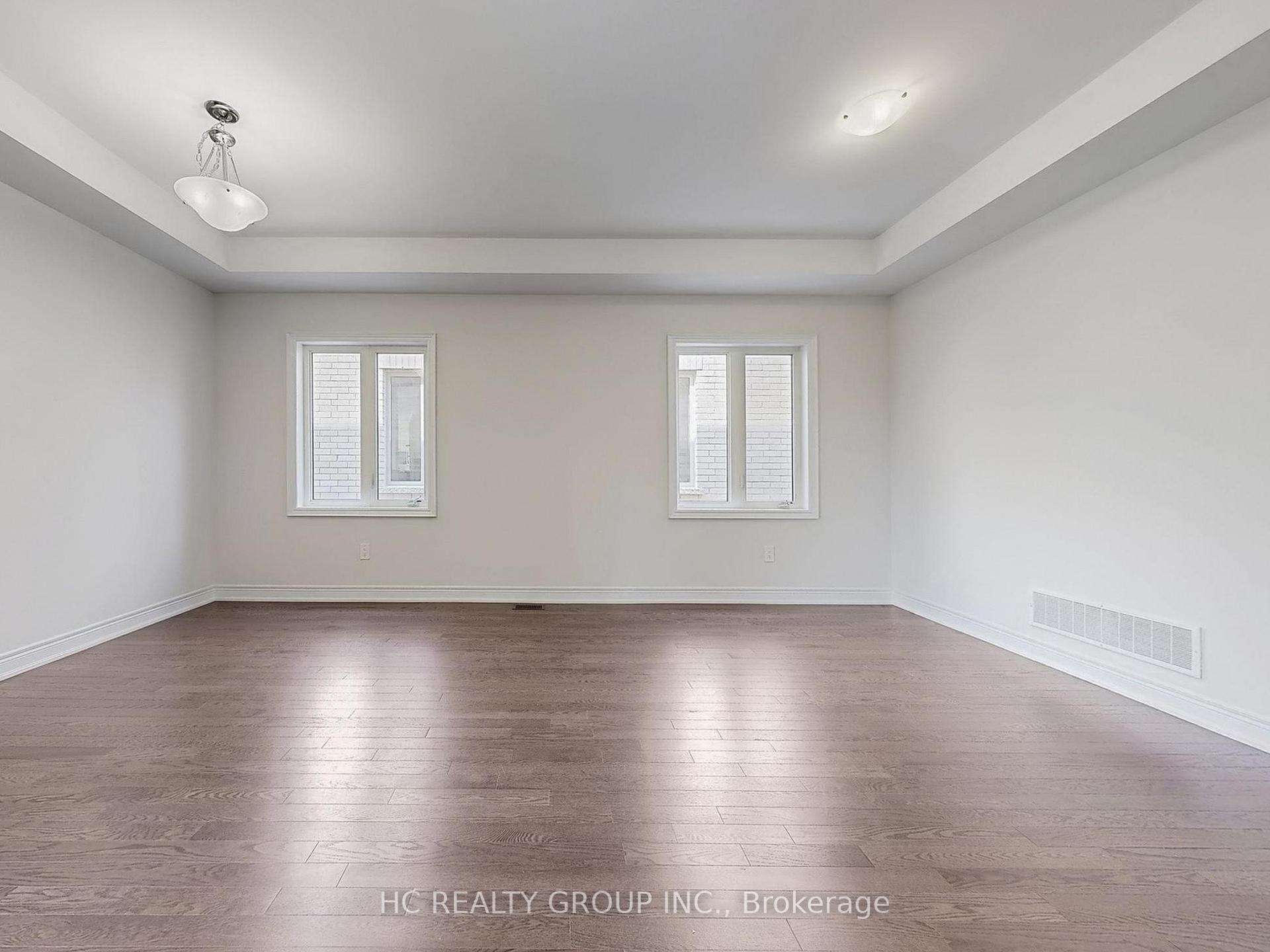 Photo 5 of 2941 Grindstone Crescent, Pickering, Rural Pickering — HOMEH