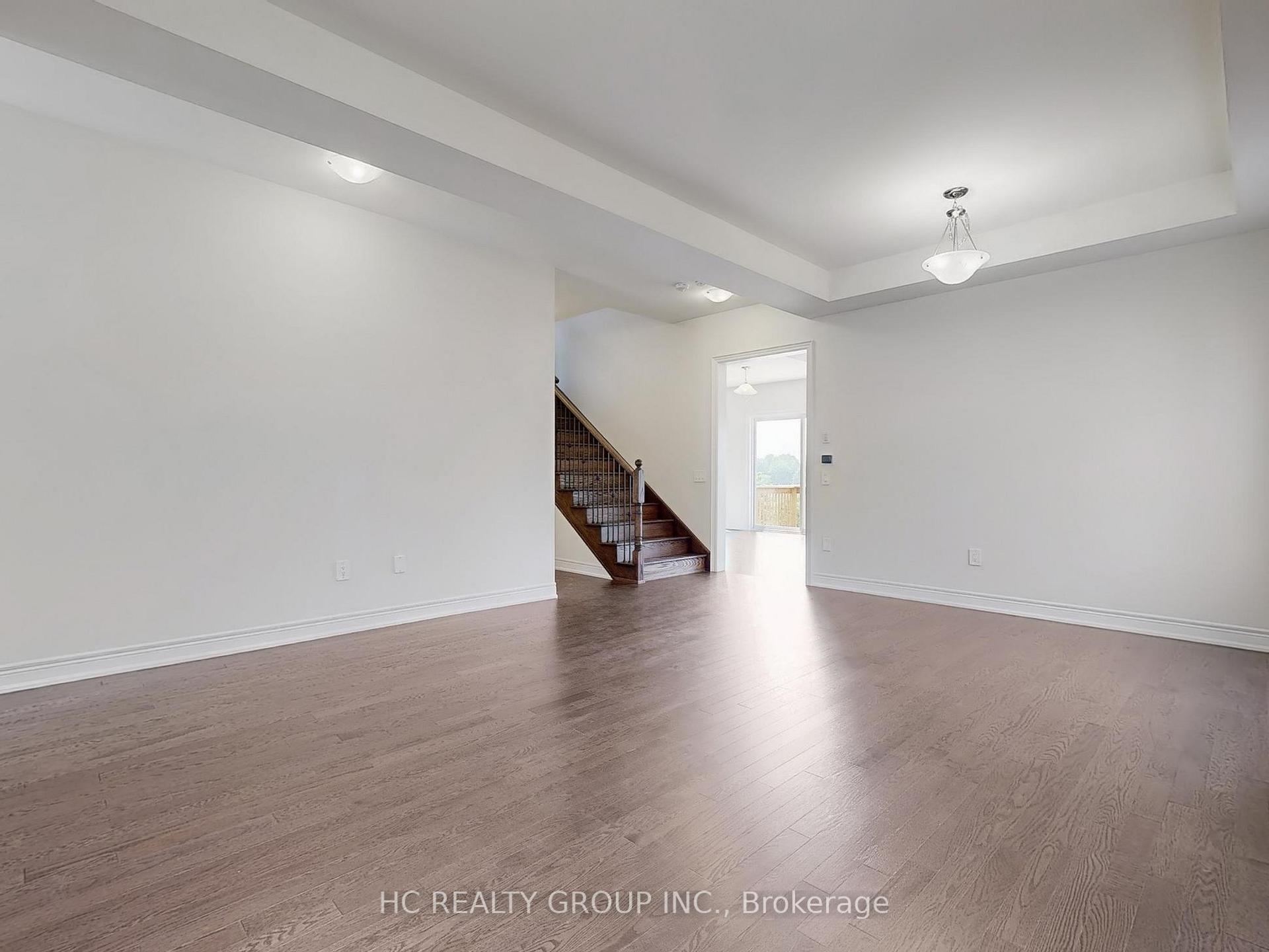 Photo 6 of 2941 Grindstone Crescent, Pickering, Rural Pickering — HOMEH