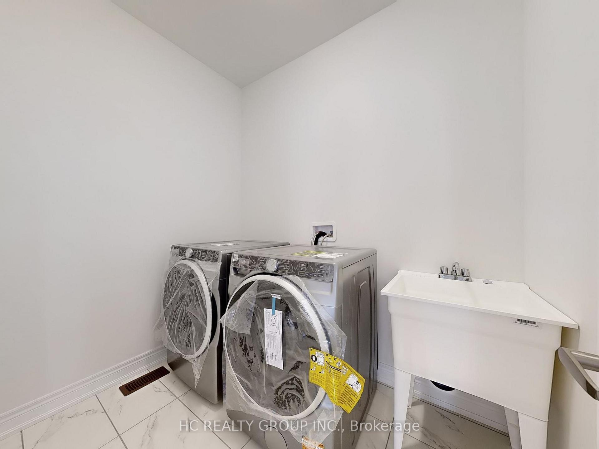 Photo 31 of 2941 Grindstone Crescent, Pickering, Rural Pickering — HOMEH