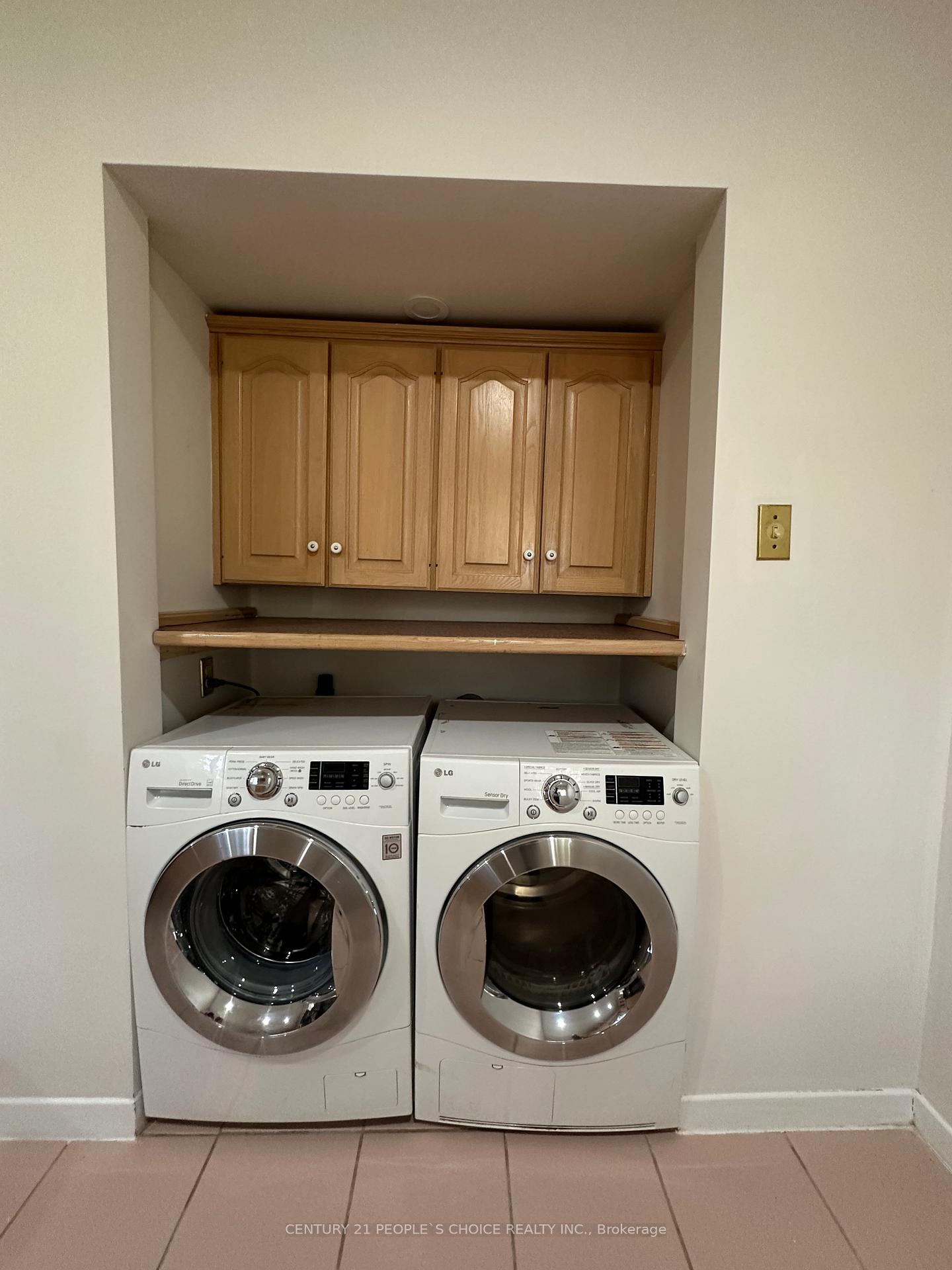 Photo 31 of Unit Main Floor, 1252 Mont Clair Drive, Oakville, River Oaks — HOMEH