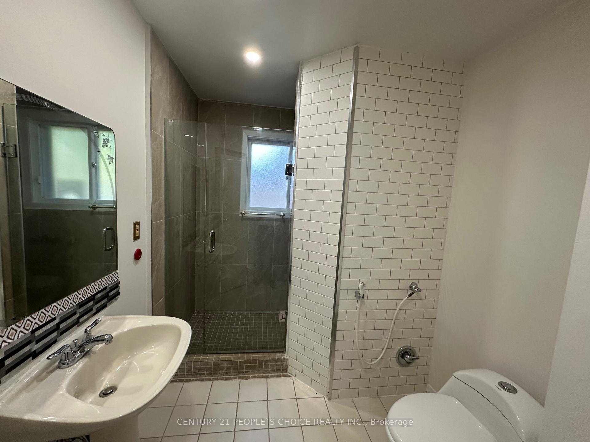 Photo 33 of Unit Main Floor, 1252 Mont Clair Drive, Oakville, River Oaks — HOMEH