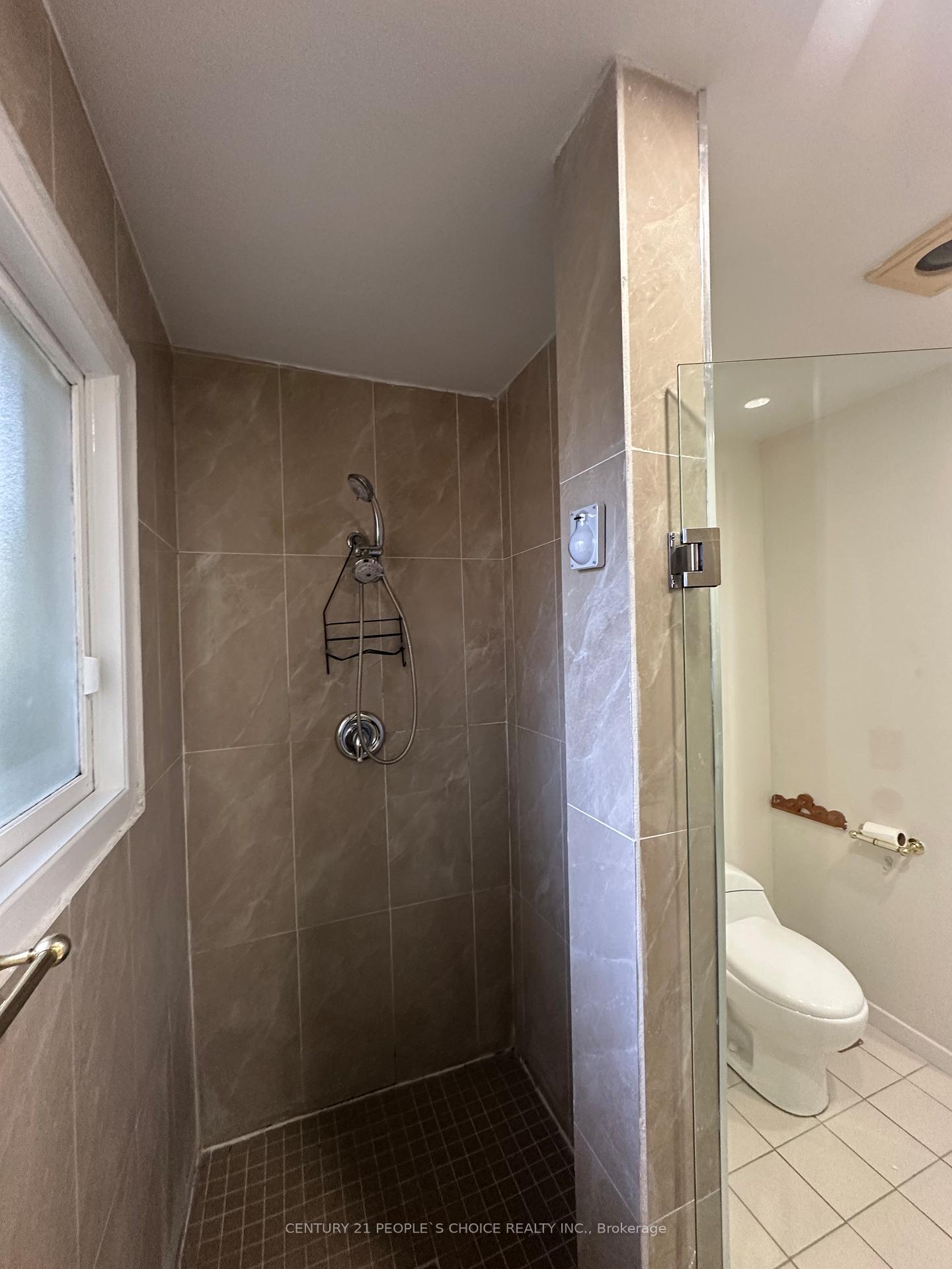 Photo 34 of Unit Main Floor, 1252 Mont Clair Drive, Oakville, River Oaks — HOMEH
