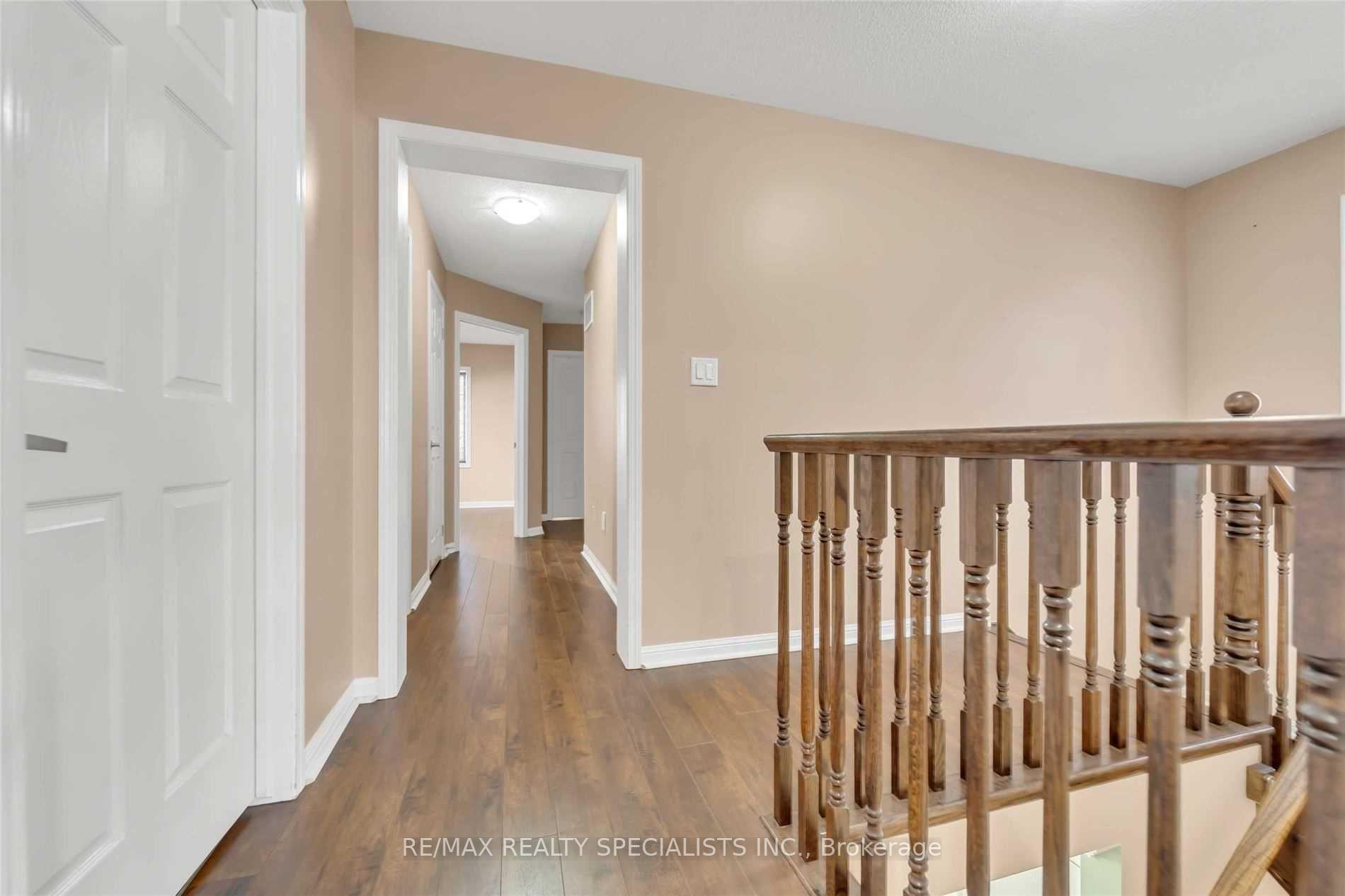 Photo 6 of Unit Main & 2ND, 7 Bonsai Lane, Brampton, Northwest Brampton — HOMEH