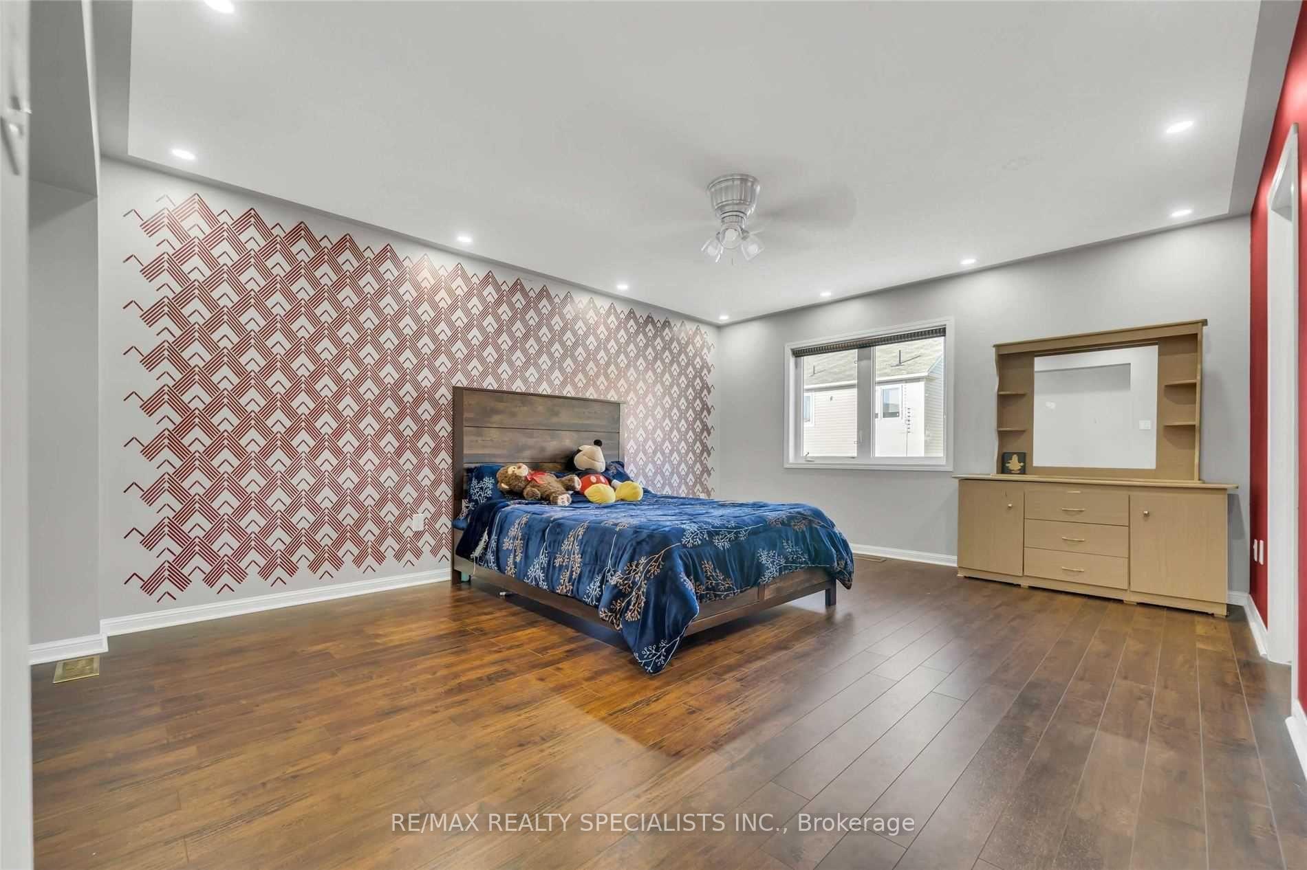 Photo 7 of Unit Main & 2ND, 7 Bonsai Lane, Brampton, Northwest Brampton — HOMEH