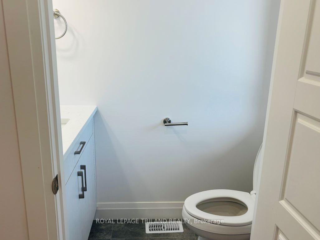 Photo 5 of Unit 2, 116 Fairview Avenue, St. Thomas — HOMEH