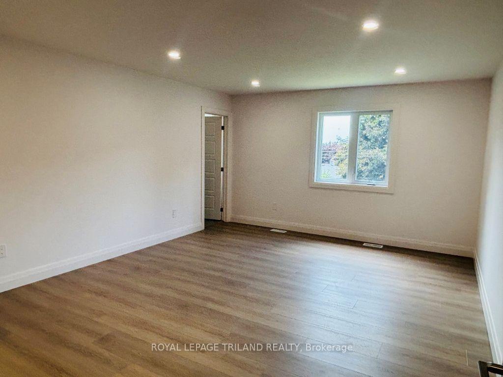 Photo 8 of Unit 2, 116 Fairview Avenue, St. Thomas — HOMEH