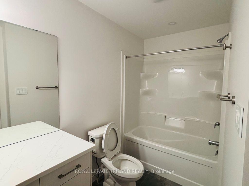 Photo 12 of Unit 2, 116 Fairview Avenue, St. Thomas — HOMEH