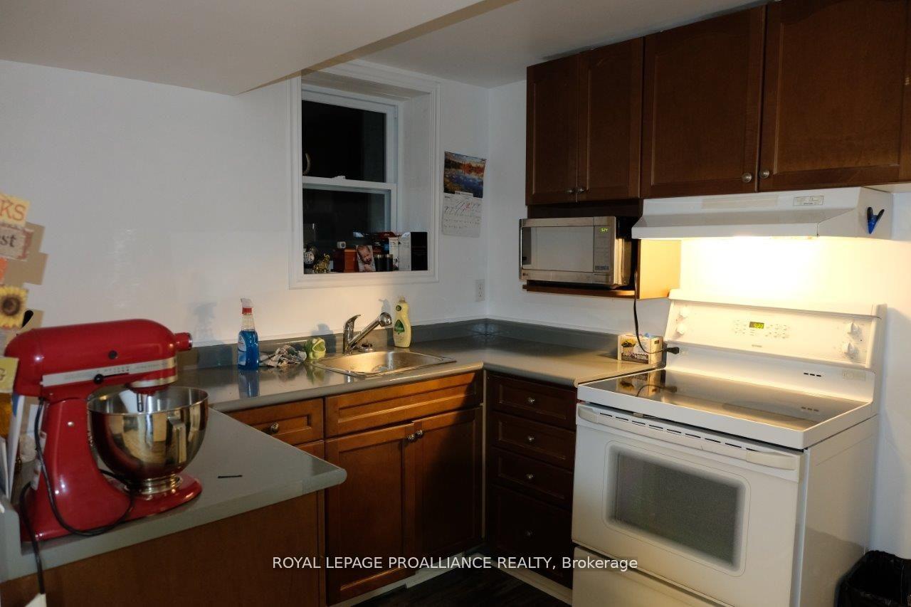 Photo 33 of 527 Front Street, Quinte West, Trenton Ward — HOMEH