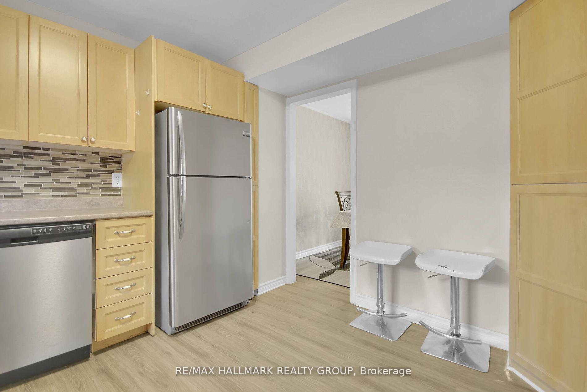 Photo 13 of Unit 1, 1821 Walkley Road, Ottawa, Guildwood Estates - Urbandale Acres — HOMEH
