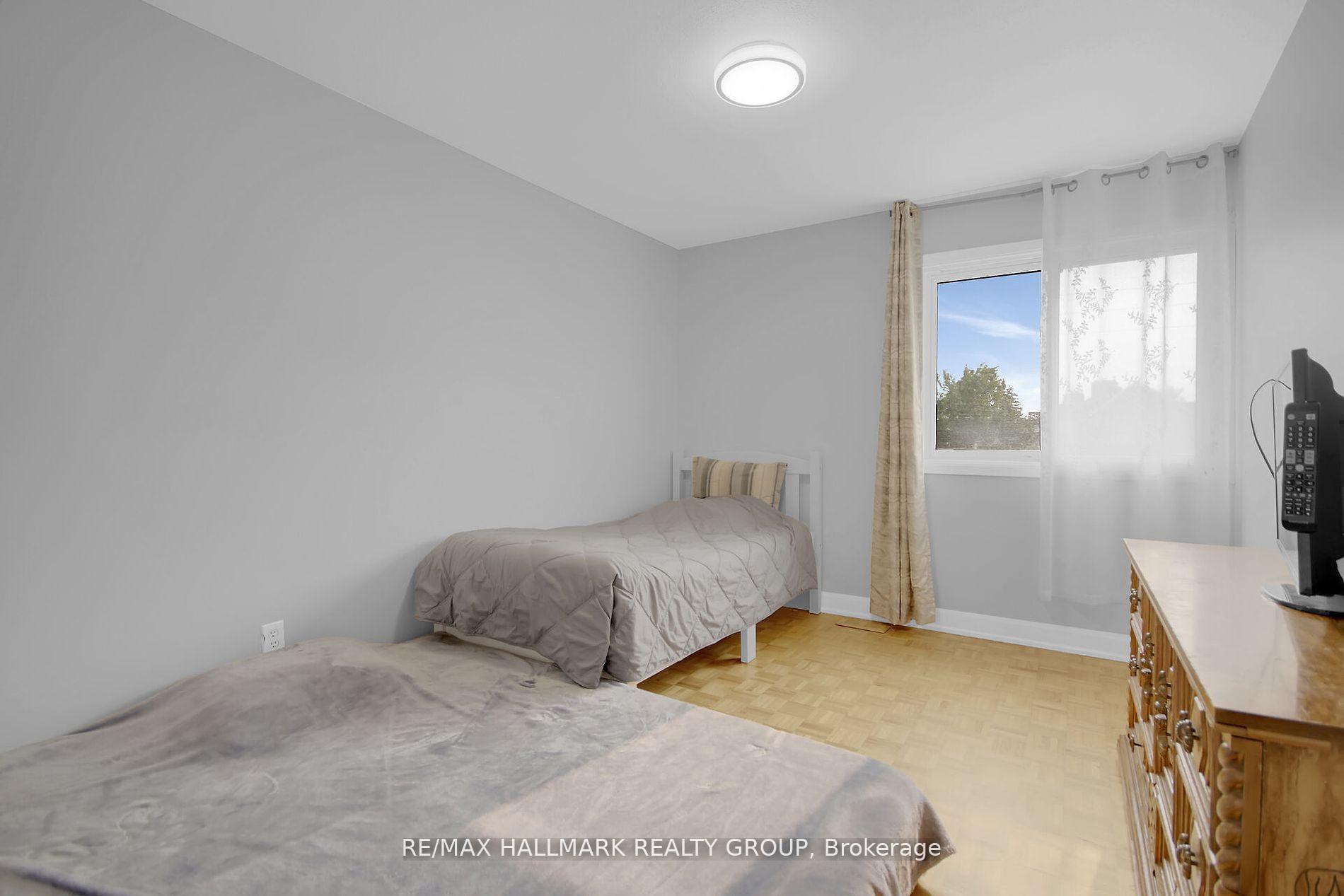 Photo 31 of Unit 1, 1821 Walkley Road, Ottawa, Guildwood Estates - Urbandale Acres — HOMEH