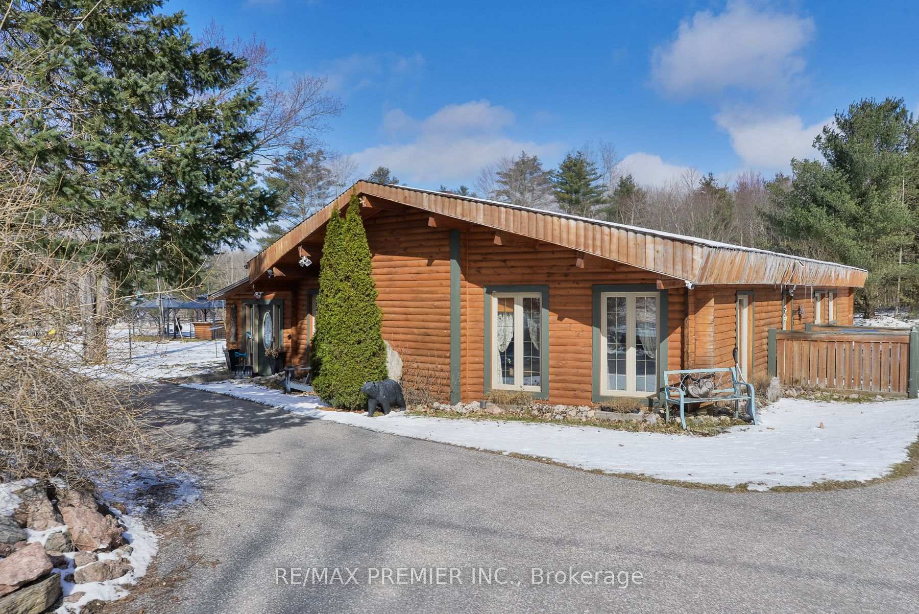 Photo 2 of 1515 11 Highway S, Gravenhurst, Morrison — HOMEH