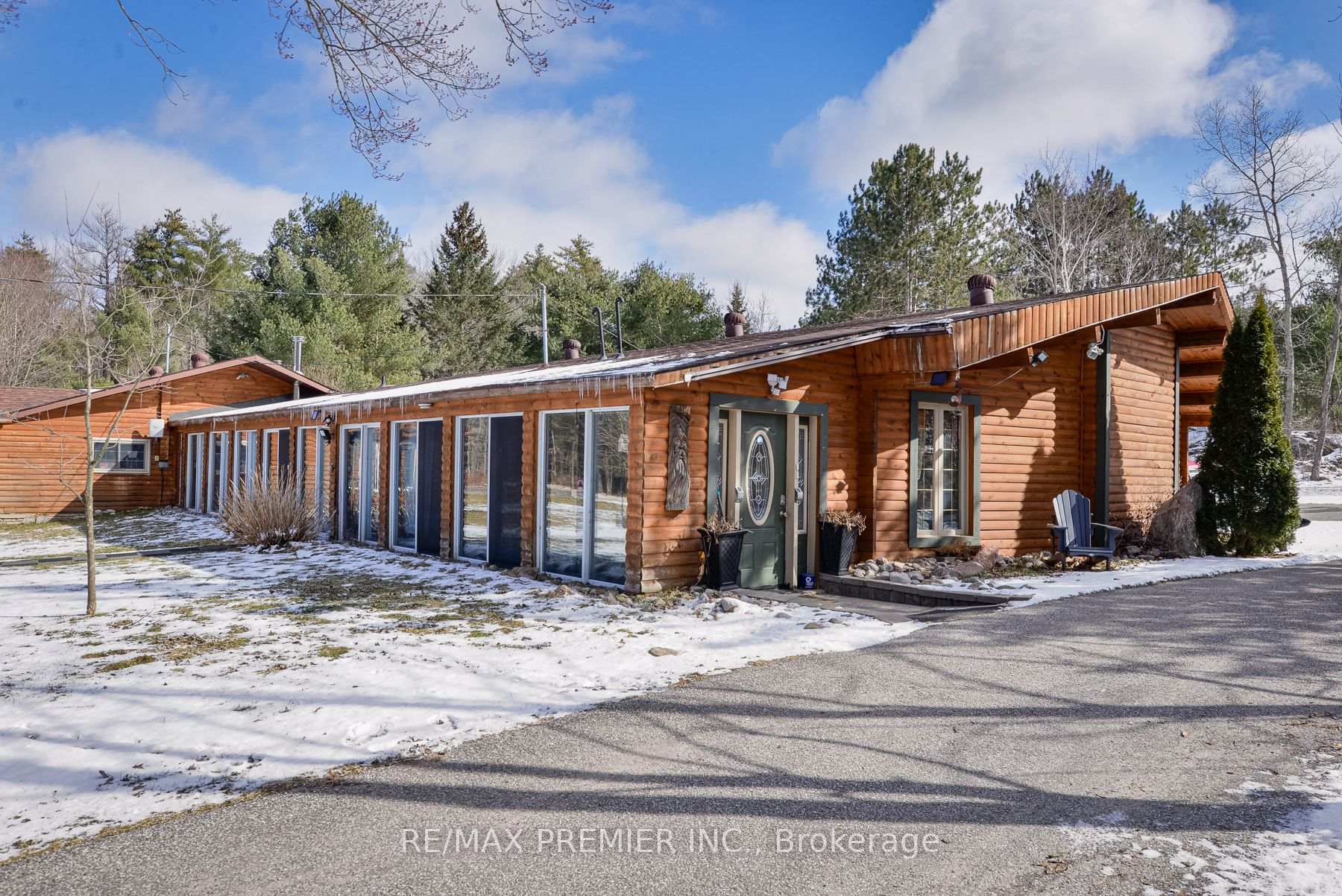 Photo 3 of 1515 11 Highway S, Gravenhurst, Morrison — HOMEH