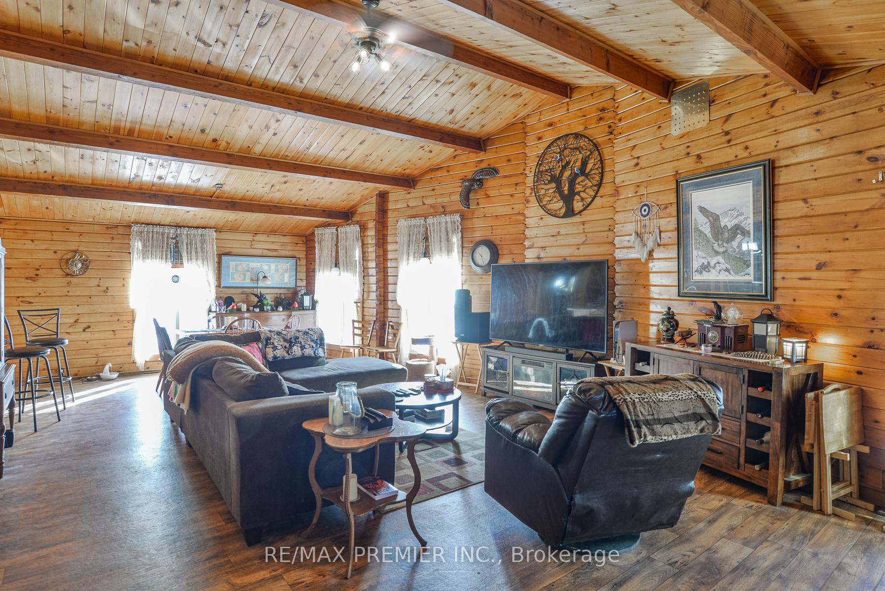 Photo 4 of 1515 11 Highway S, Gravenhurst, Morrison — HOMEH