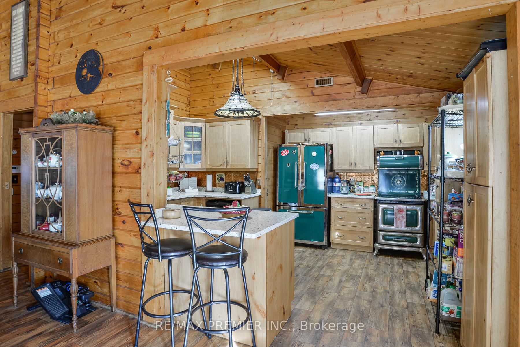 Photo 8 of 1515 11 Highway S, Gravenhurst, Morrison — HOMEH