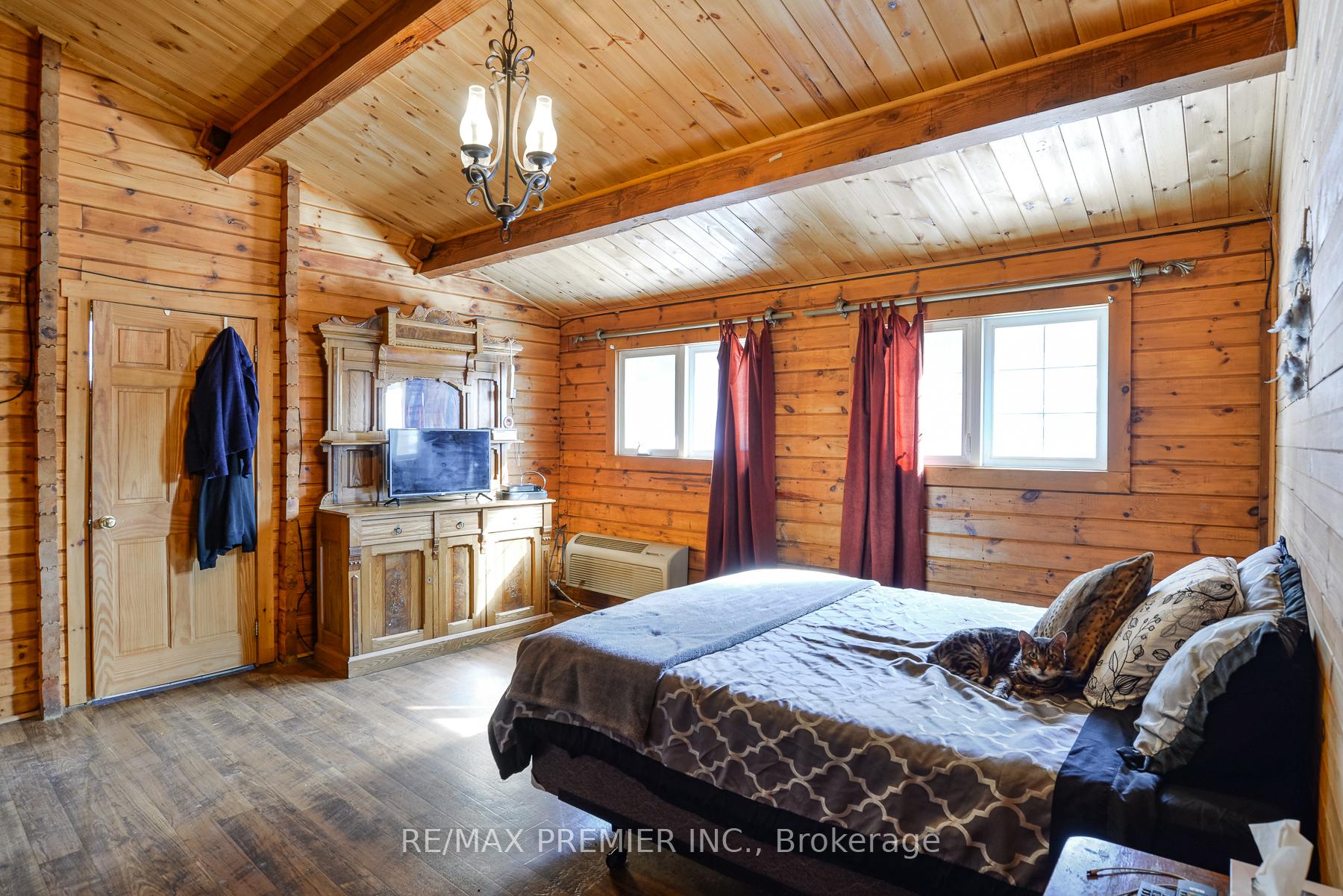 Photo 13 of 1515 11 Highway S, Gravenhurst, Morrison — HOMEH