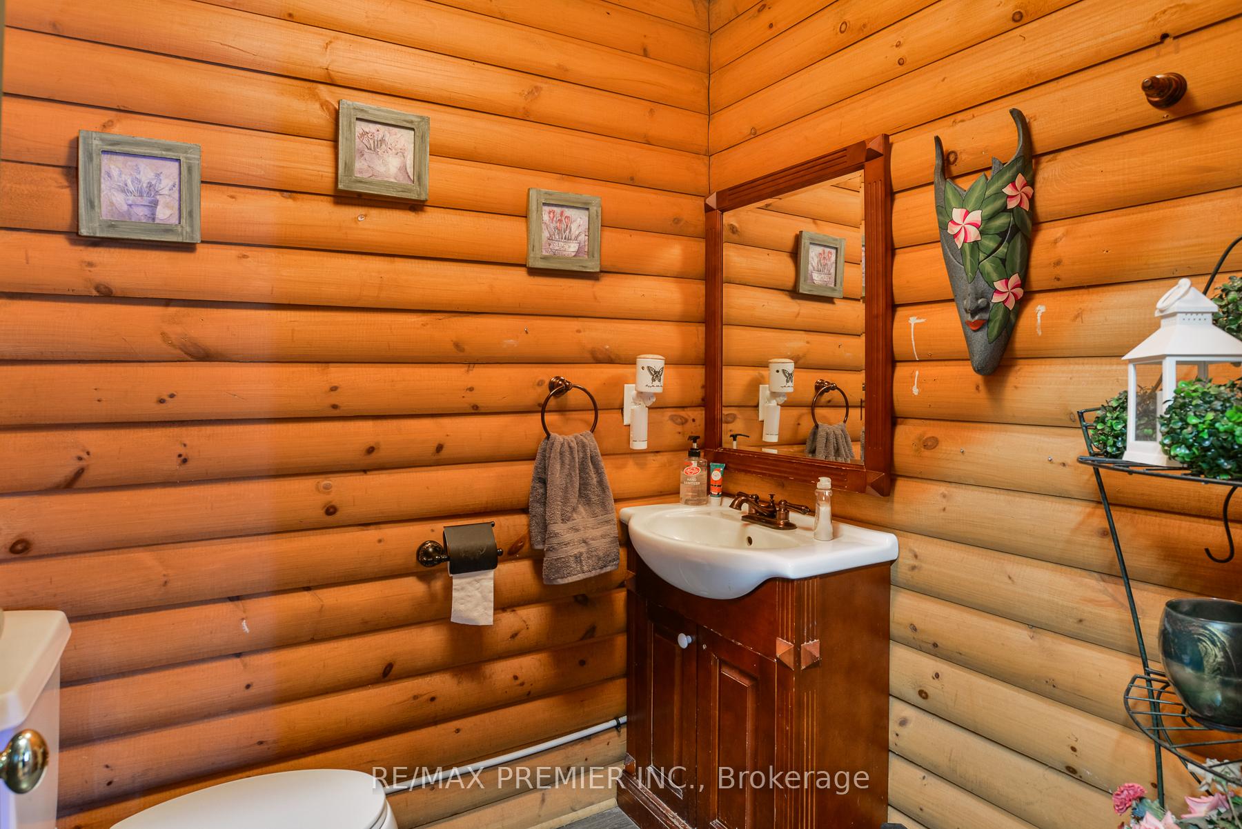 Photo 26 of 1515 11 Highway S, Gravenhurst, Morrison — HOMEH