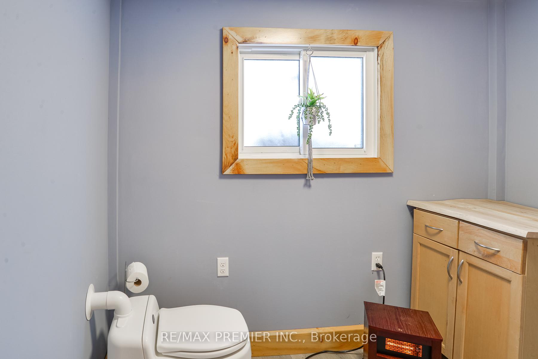 Photo 33 of 1515 11 Highway S, Gravenhurst, Morrison — HOMEH