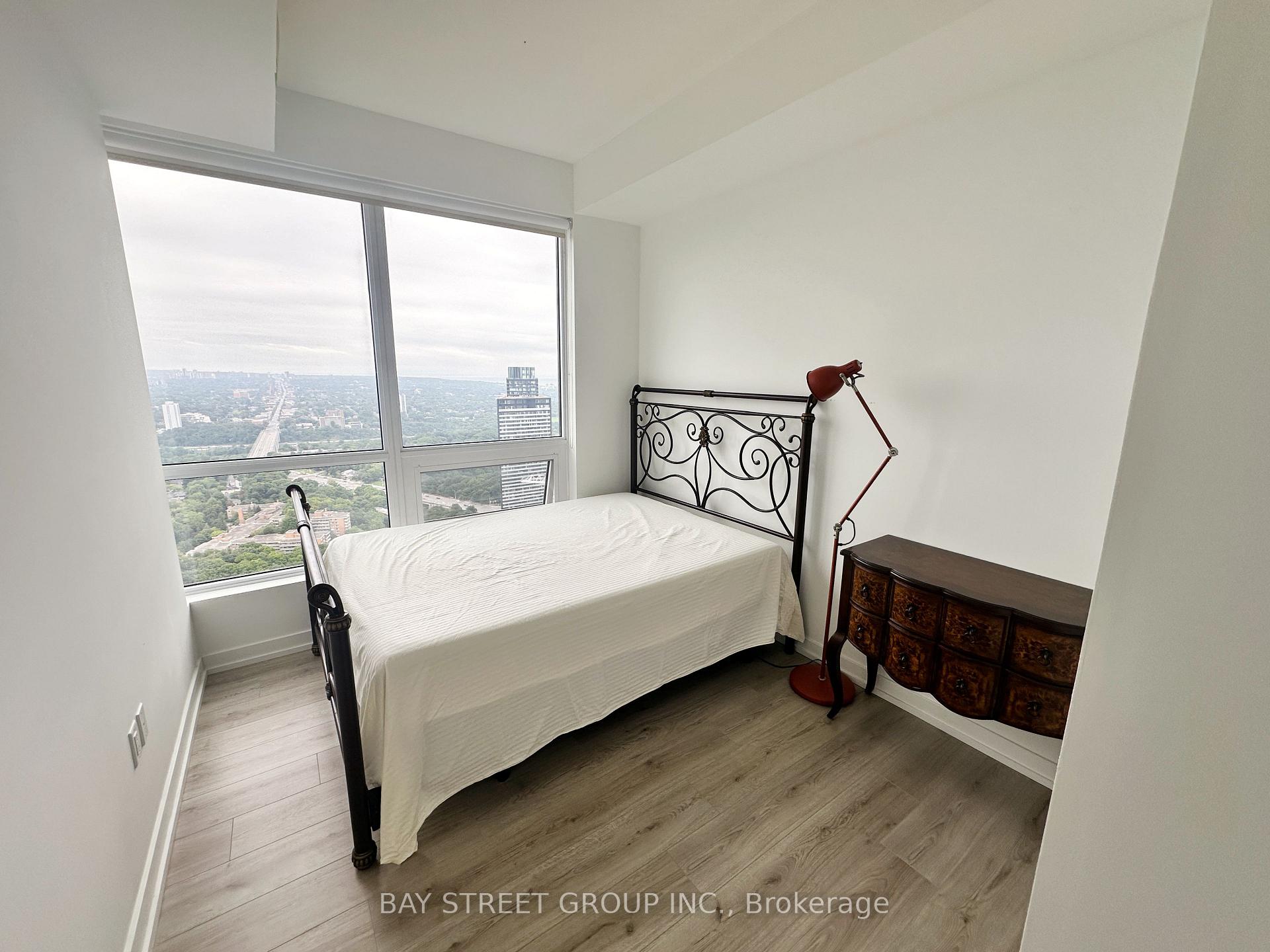 Photo 7 of Unit 4507, 395 Bloor Street E, Toronto, North St. James Town — HOMEH