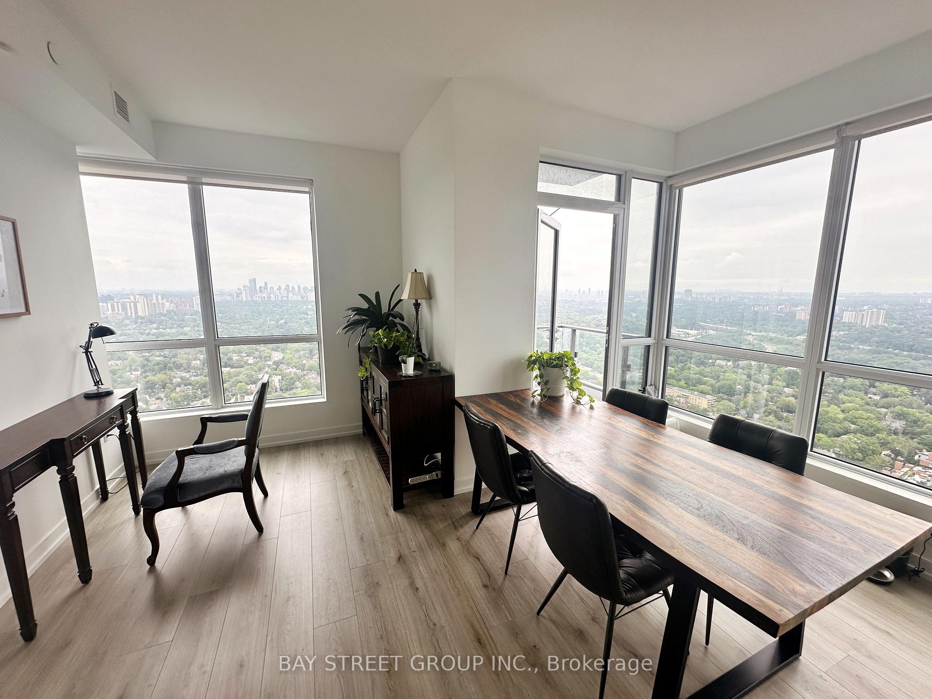 Photo 9 of Unit 4507, 395 Bloor Street E, Toronto, North St. James Town — HOMEH