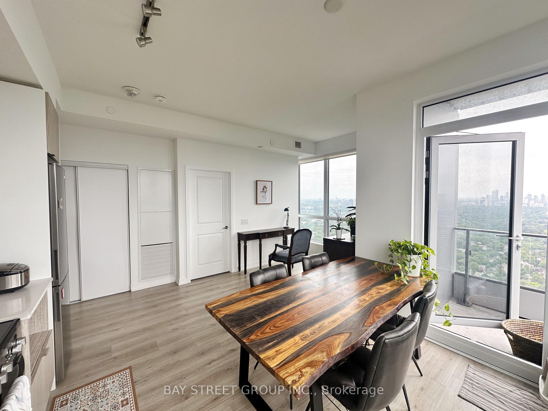 Photo 12 of Unit 4507, 395 Bloor Street E, Toronto, North St. James Town — HOMEH