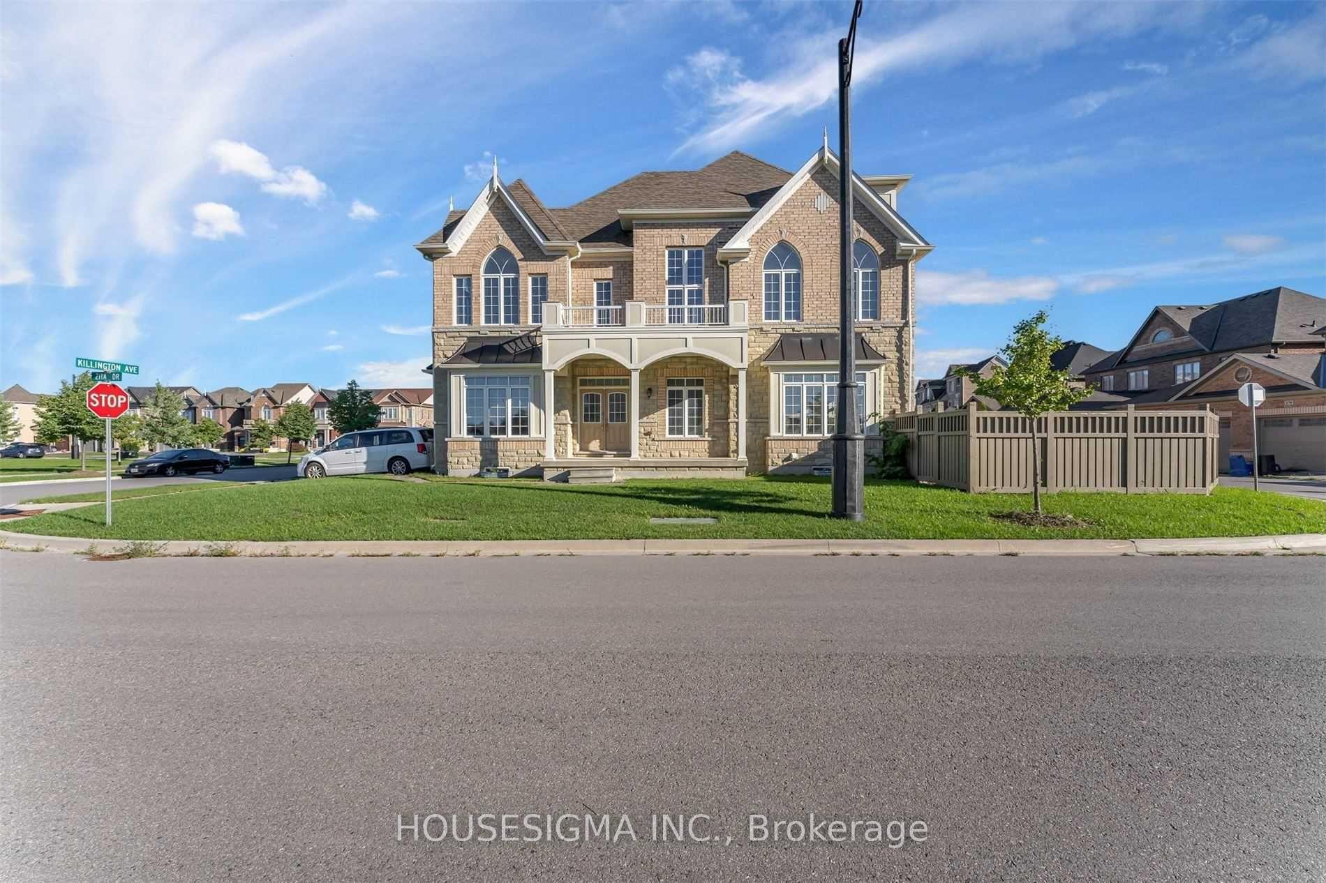 Photo 1 of Upper unit 54 Killington Avenue, Vaughan, Kleinburg — HOMEH
