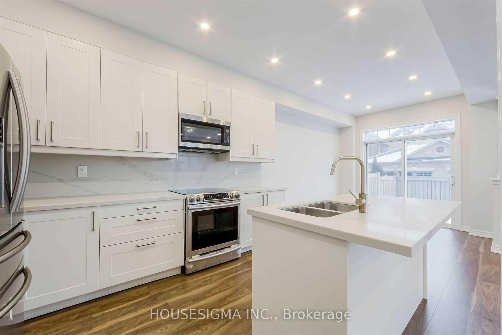 Photo 9 of Upper unit 54 Killington Avenue, Vaughan, Kleinburg — HOMEH