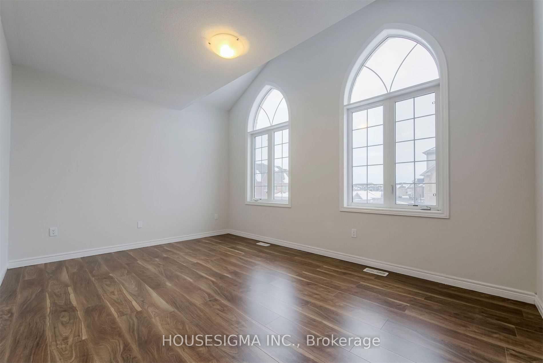 Photo 13 of Upper unit 54 Killington Avenue, Vaughan, Kleinburg — HOMEH