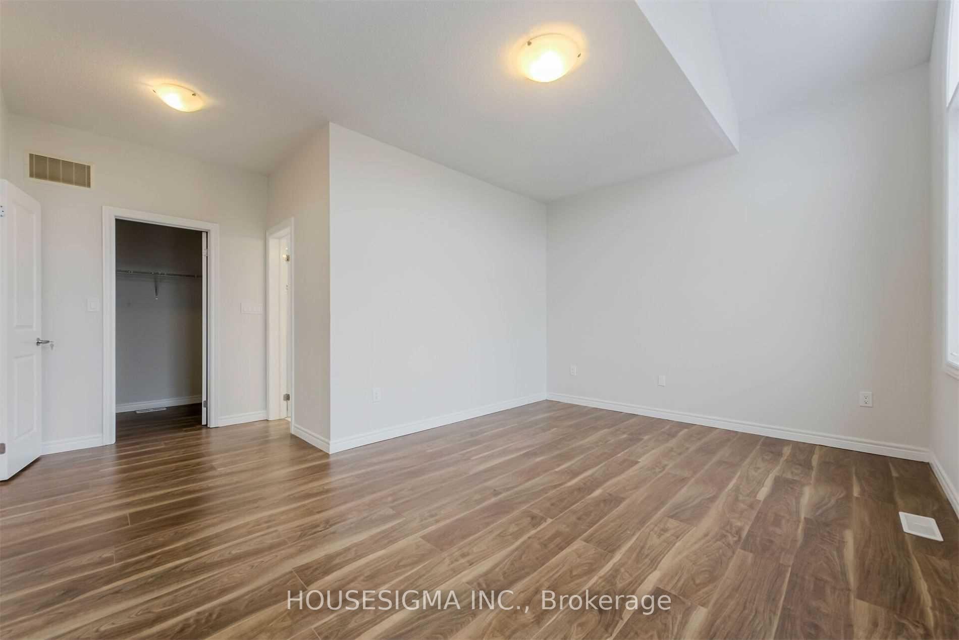 Photo 19 of Upper unit 54 Killington Avenue, Vaughan, Kleinburg — HOMEH