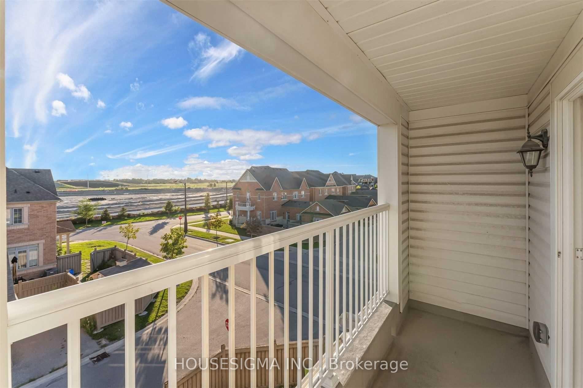 Photo 23 of Upper unit 54 Killington Avenue, Vaughan, Kleinburg — HOMEH
