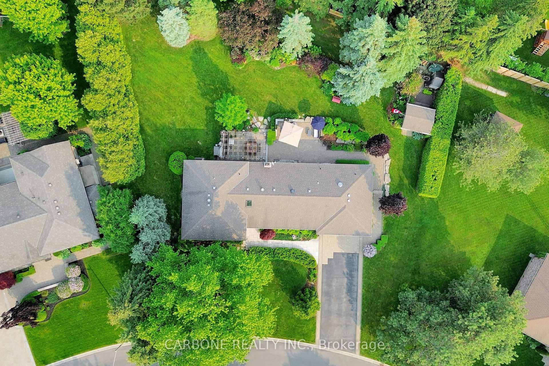 Photo 23 of 335 Forde Crescent, King, King City — HOMEH
