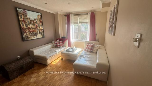 Photo 9 of 30 Gatesgill Street, Brampton, Brampton West — HOMEH