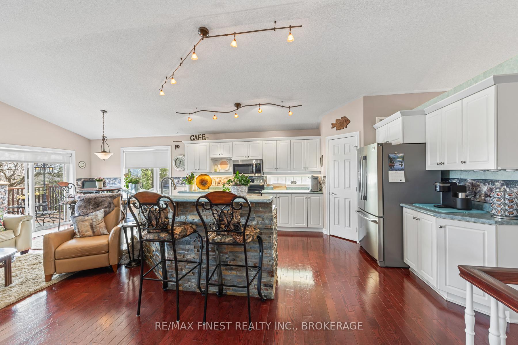 Photo 12 of 4522 Sills Bay Road, Frontenac, Frontenac South — HOMEH