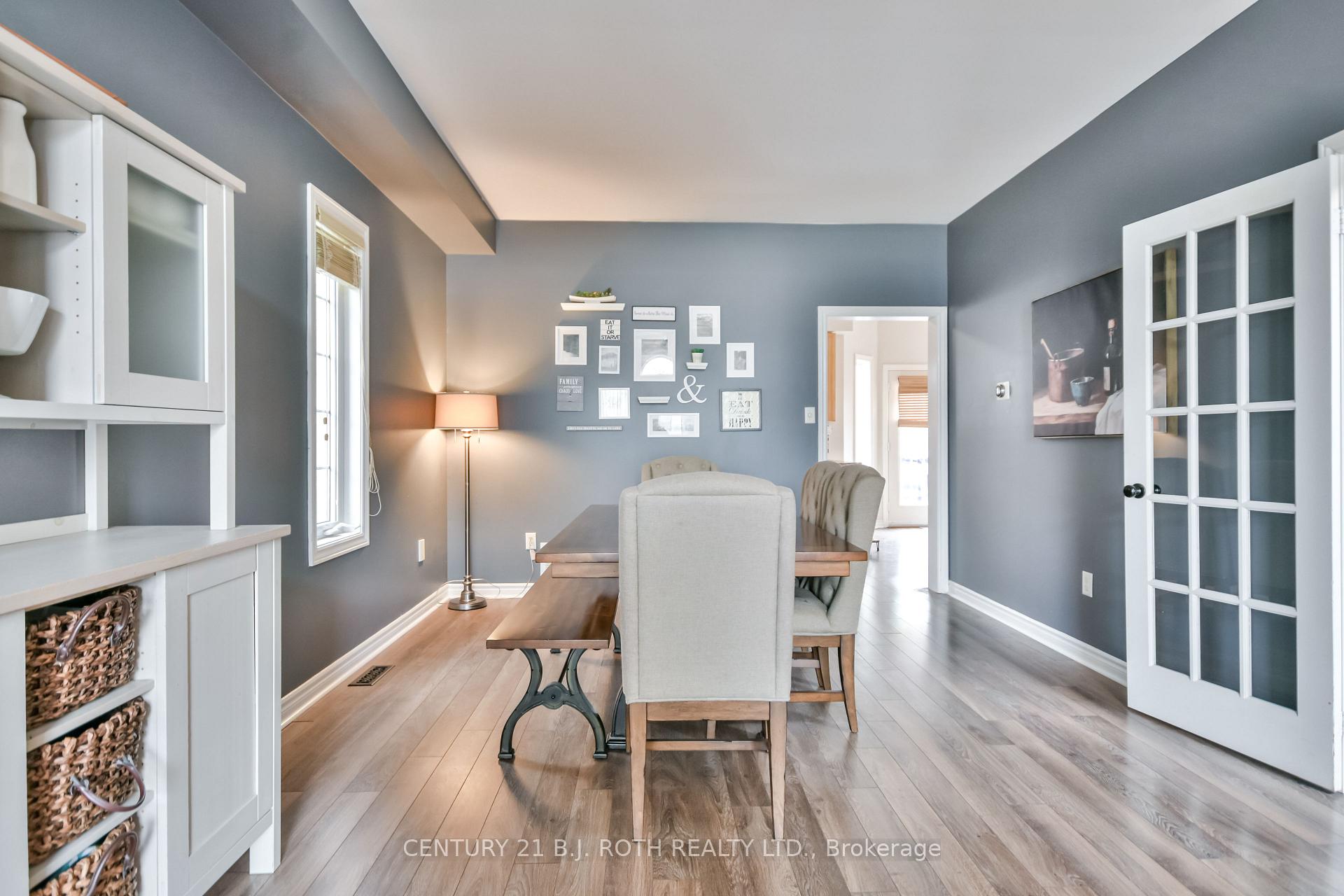 Photo 7 of 60 Carley Crescent, Barrie, Painswick South — HOMEH